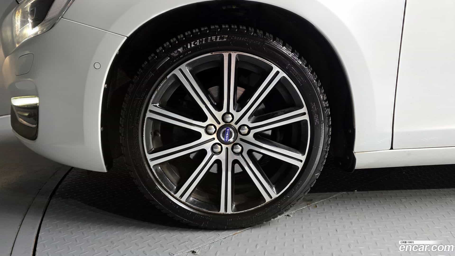 S60 Volvo 2017.8-OUTER-005