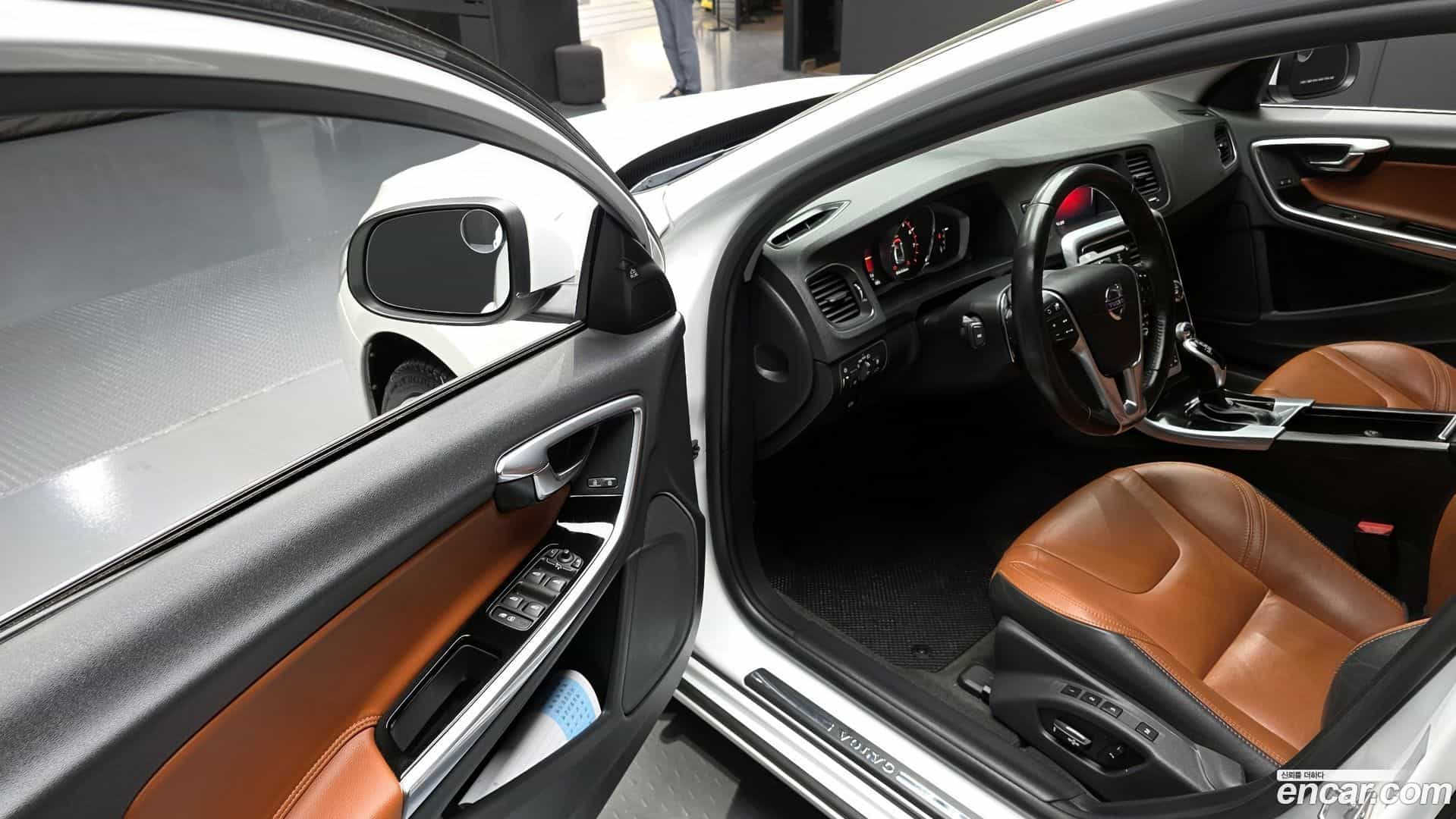 S60 Volvo 2017.8-INNER-010