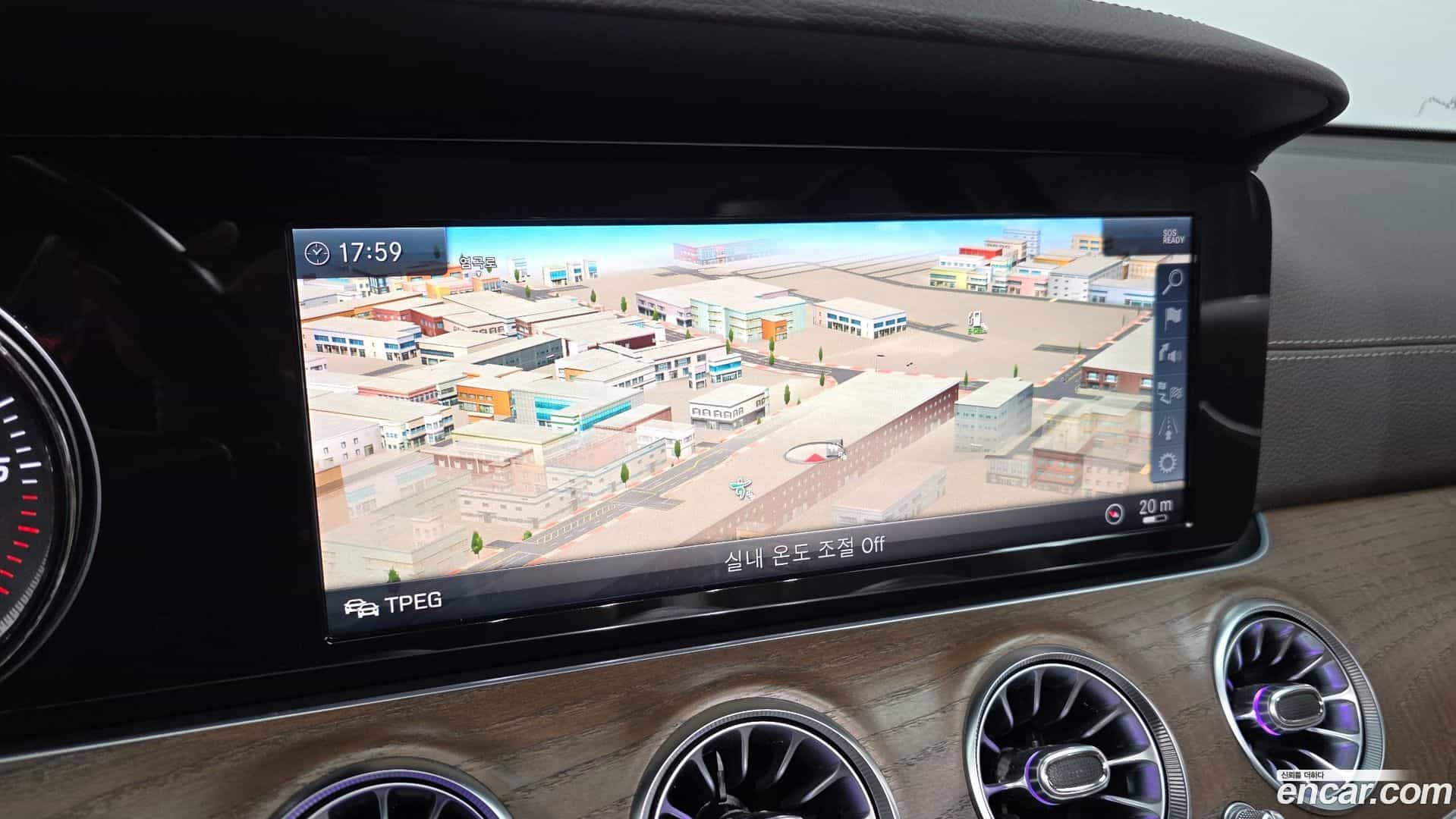 E-Class Mercedes-Benz 2019.7-OPTION-018