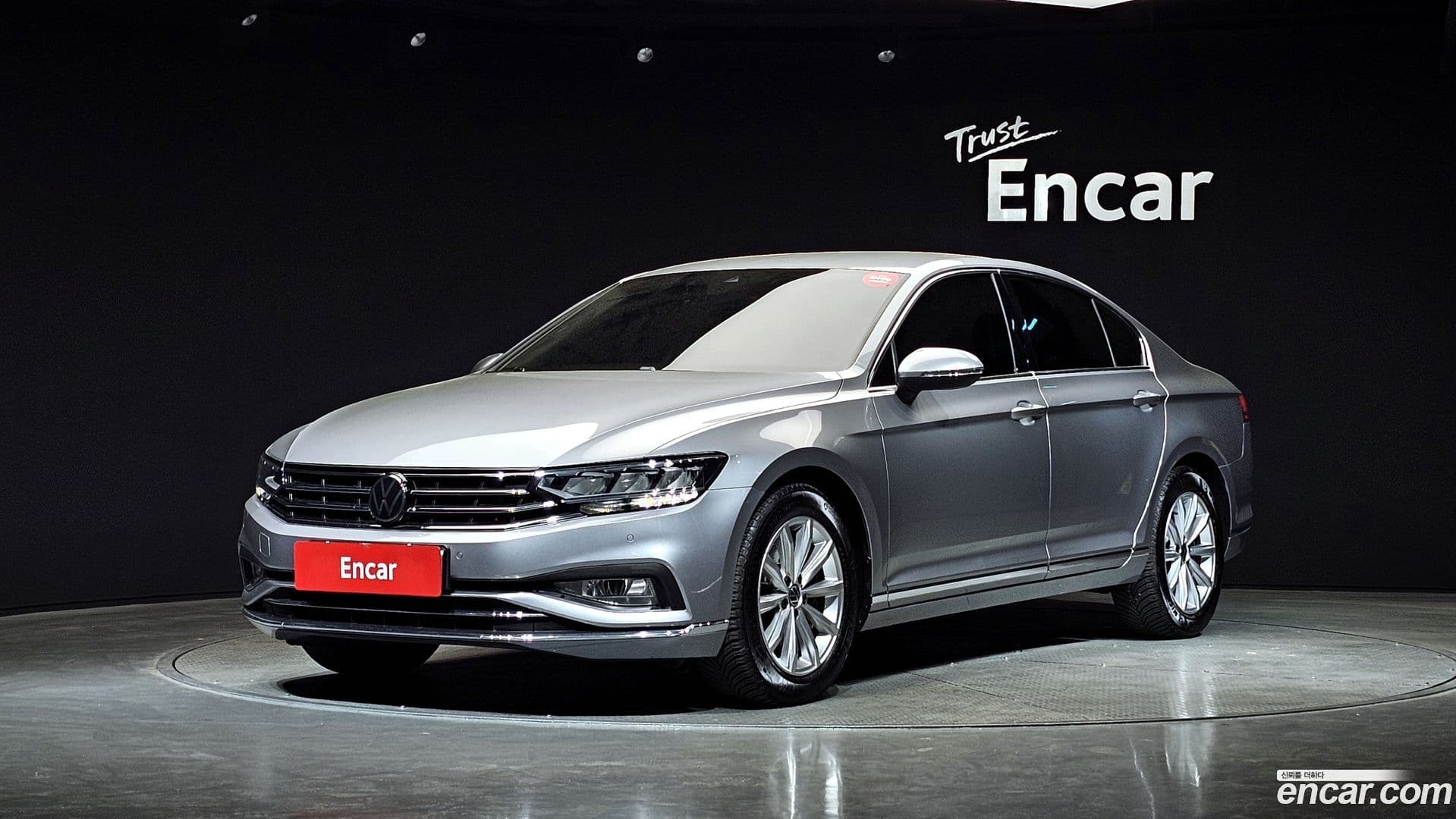 Main__Slider__Photo:Passat Volkswagen 2021.2-0