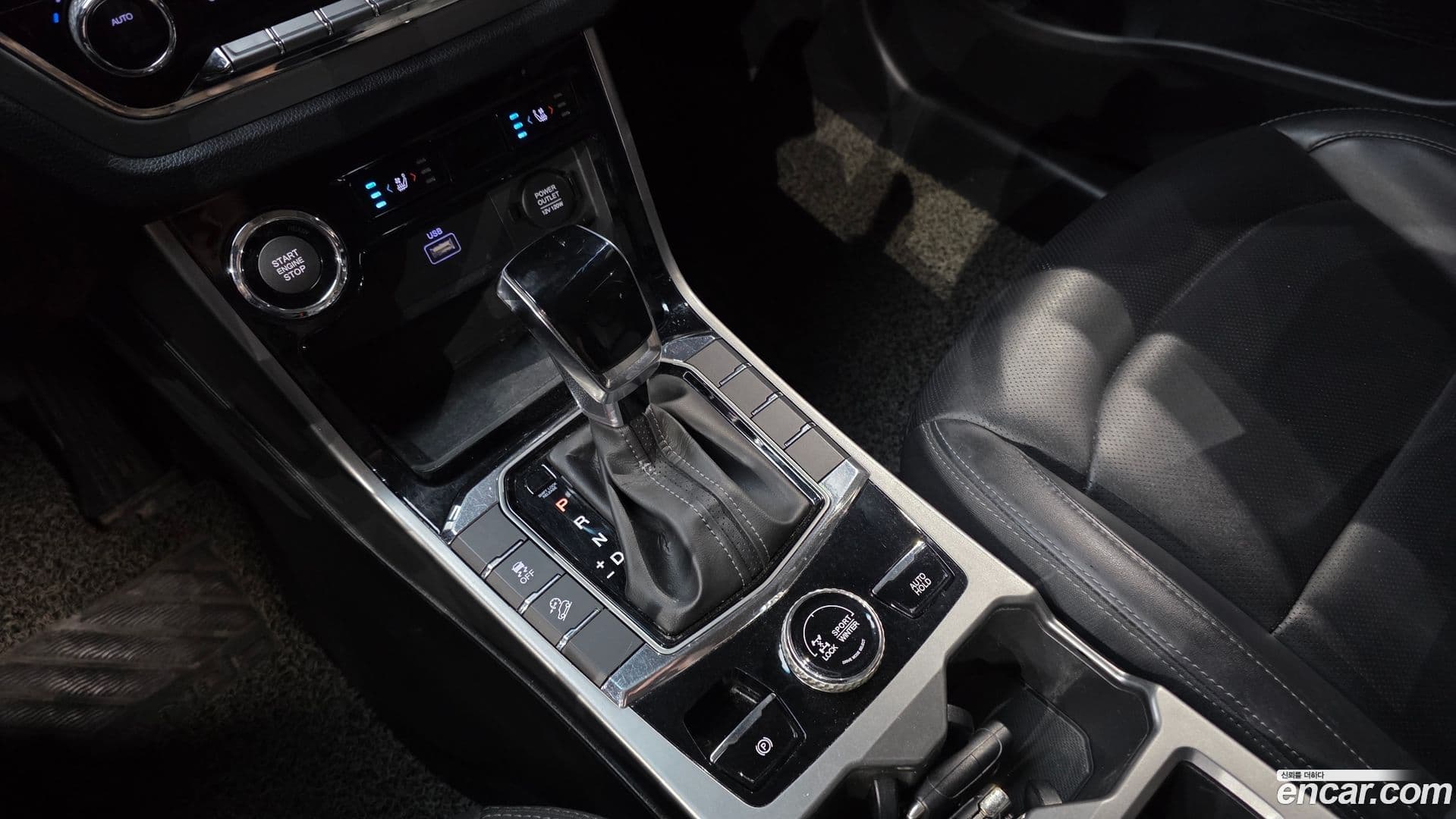 Main__Slider__Photo:KORANDO KG Mobility 2019.3-8