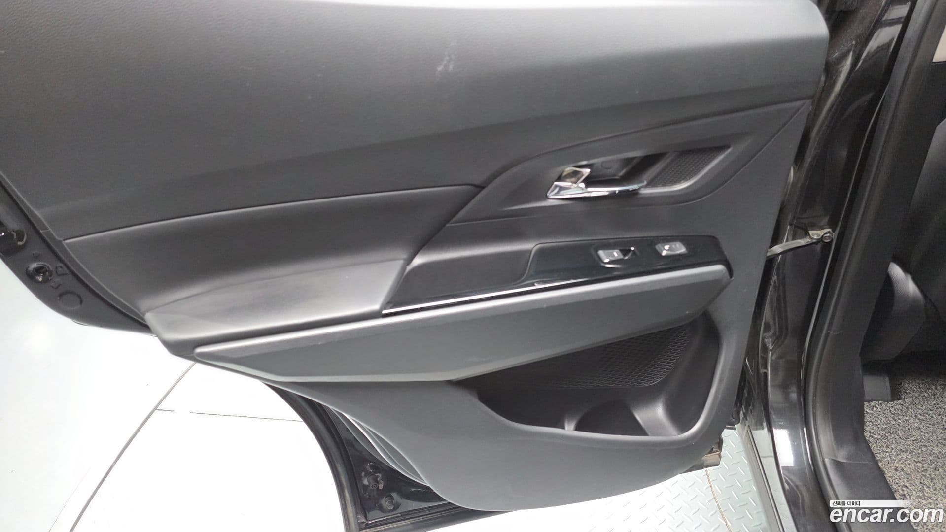Main__Slider__Photo:KORANDO KG Mobility 2019.3-24