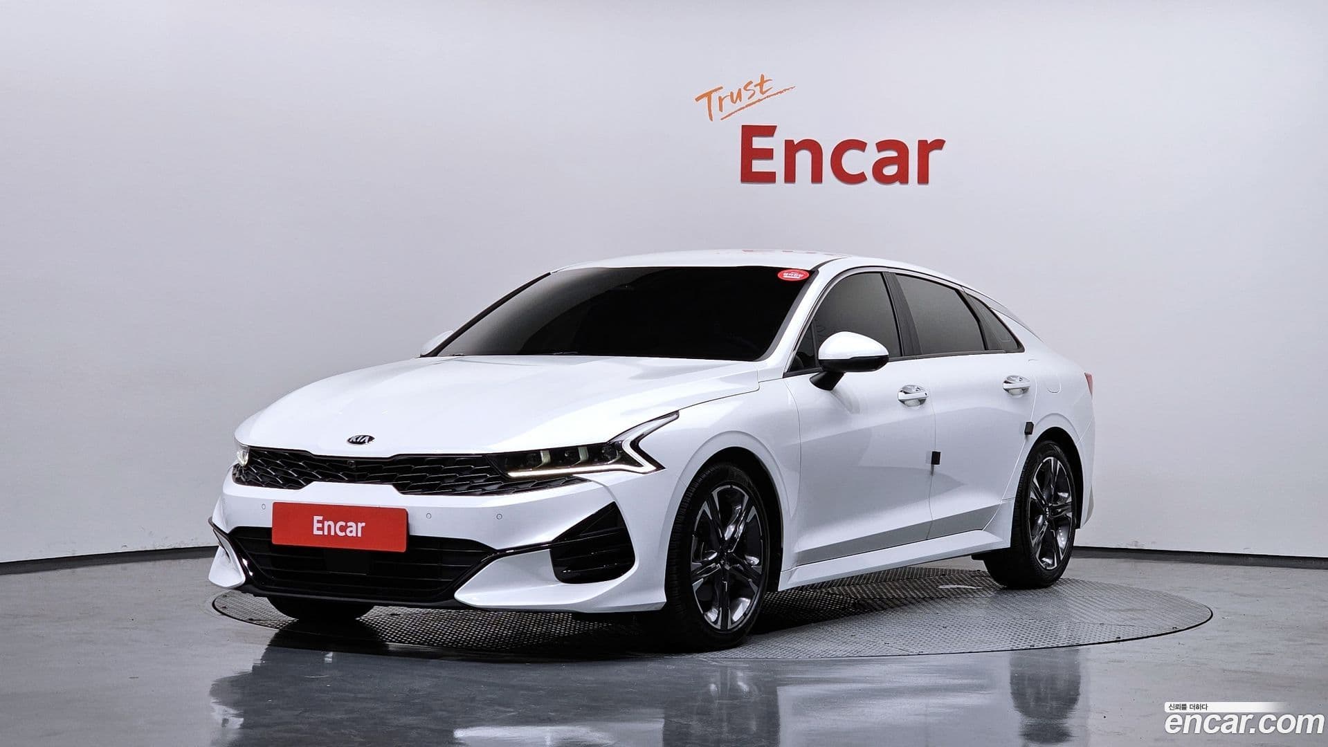 Main__Slider__Photo:K5 Kia 2020.3-0
