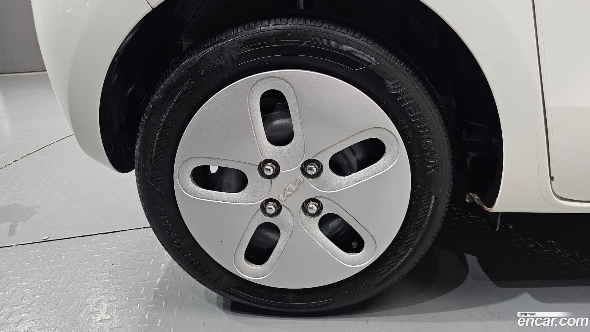 Main__Slider__Photo:RAY Kia 2023.1-4