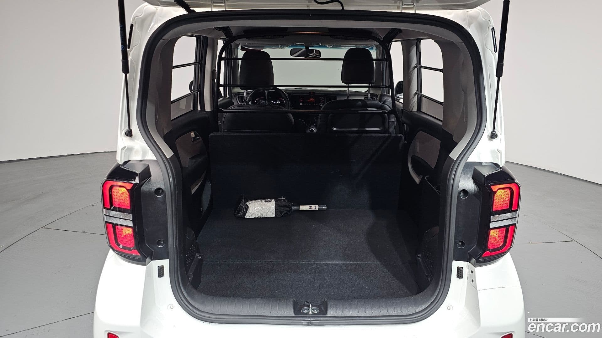 Main__Slider__Photo:RAY Kia 2023.1-20