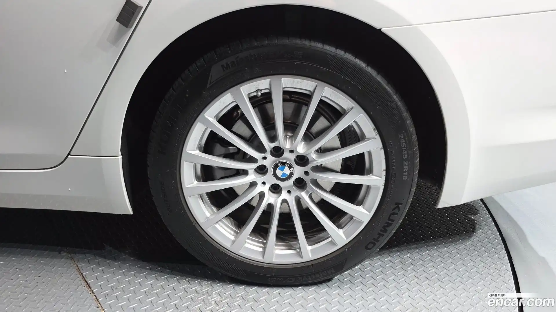 5-Series BMW 2019.6-OUTER-031