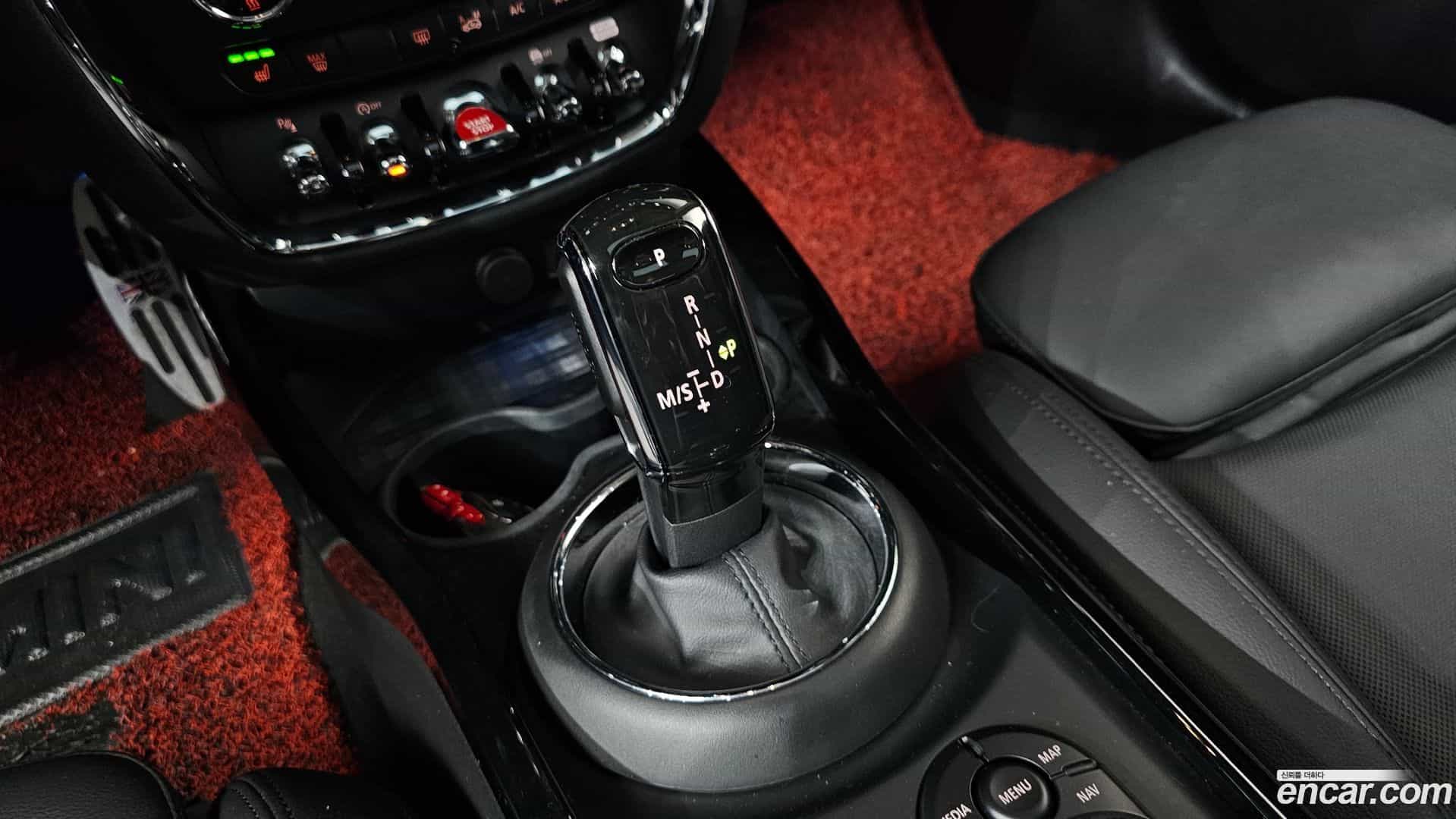 Clubman Mini 2021.2-INNER-009