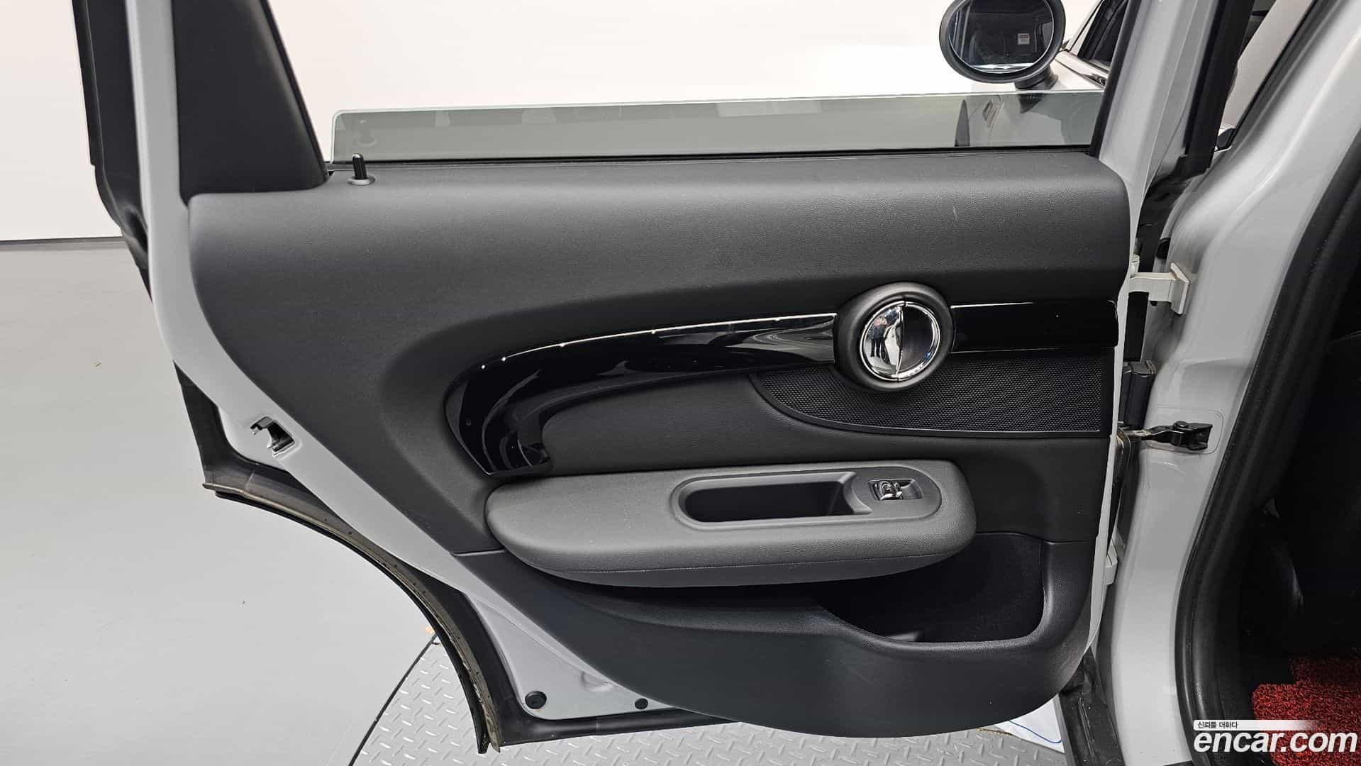 Clubman Mini 2021.2-INNER-035