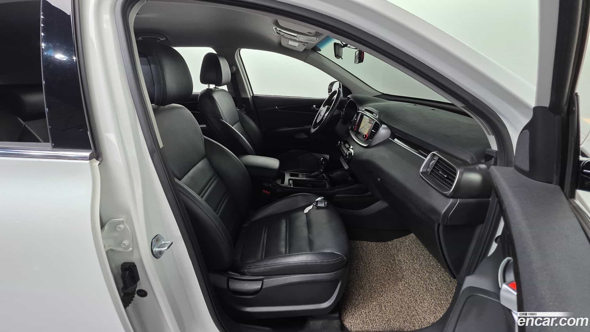 Sorento Kia 2016.8-INNER-036