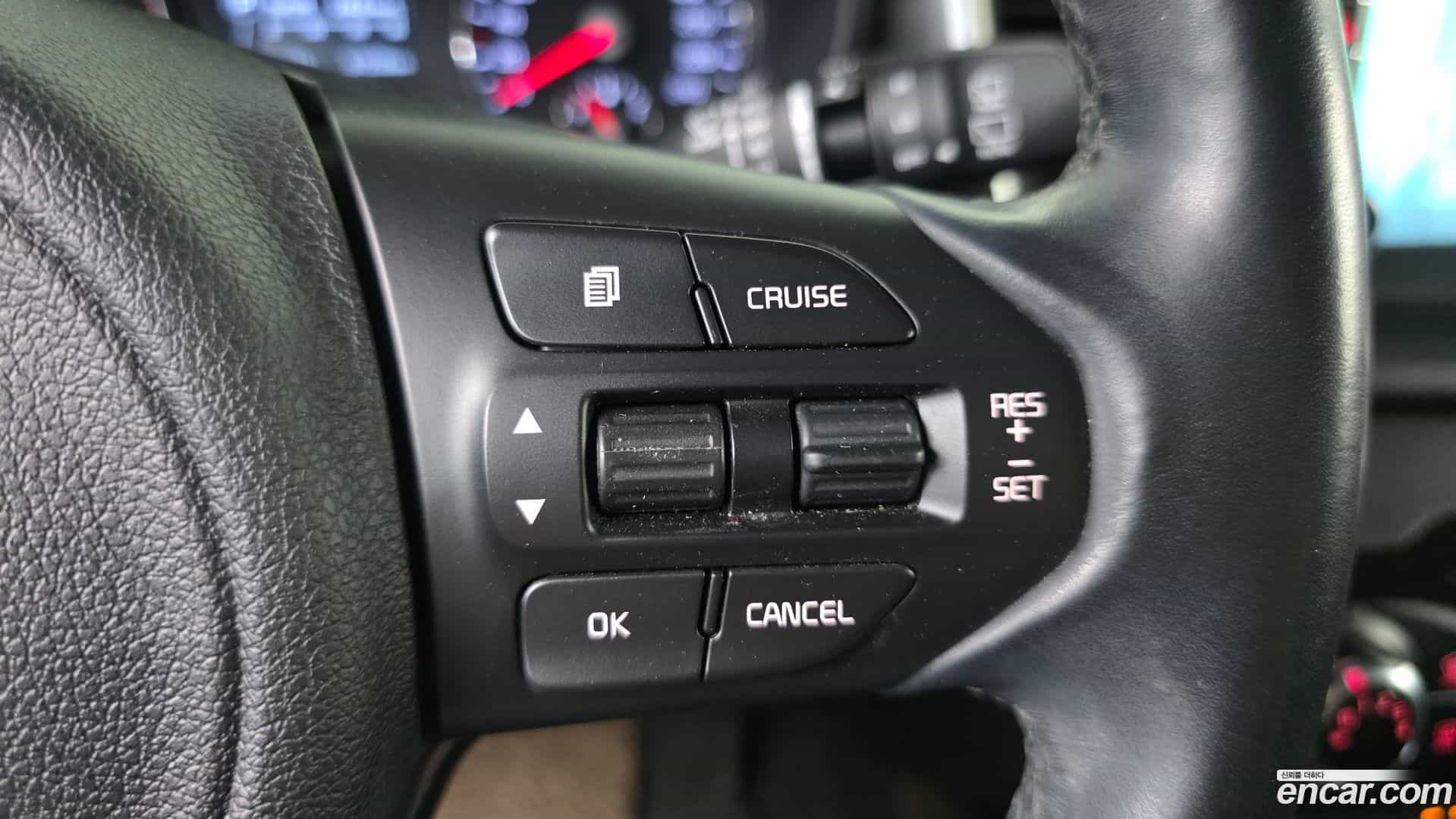 Sorento Kia 2016.8-OPTION-042