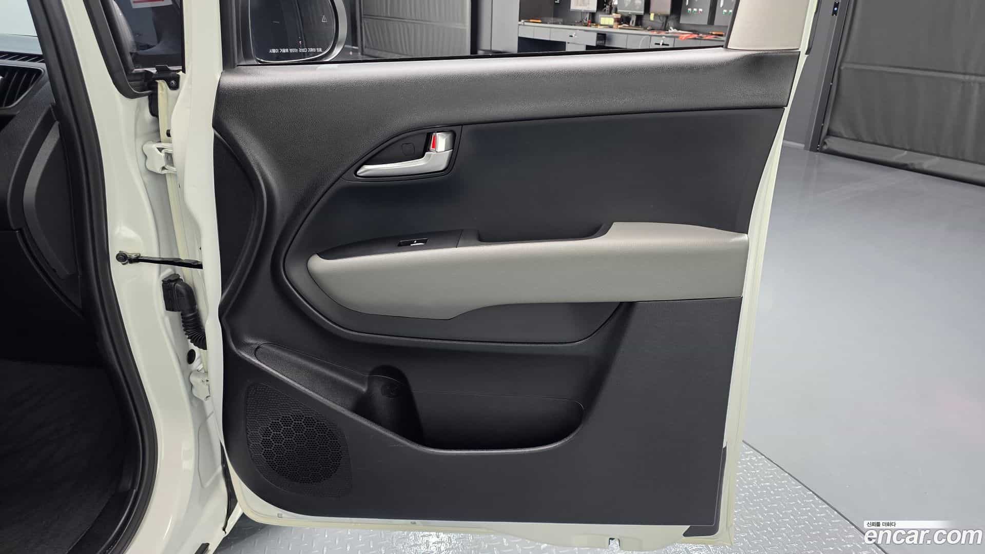 RAY Kia 2023.3-INNER-034