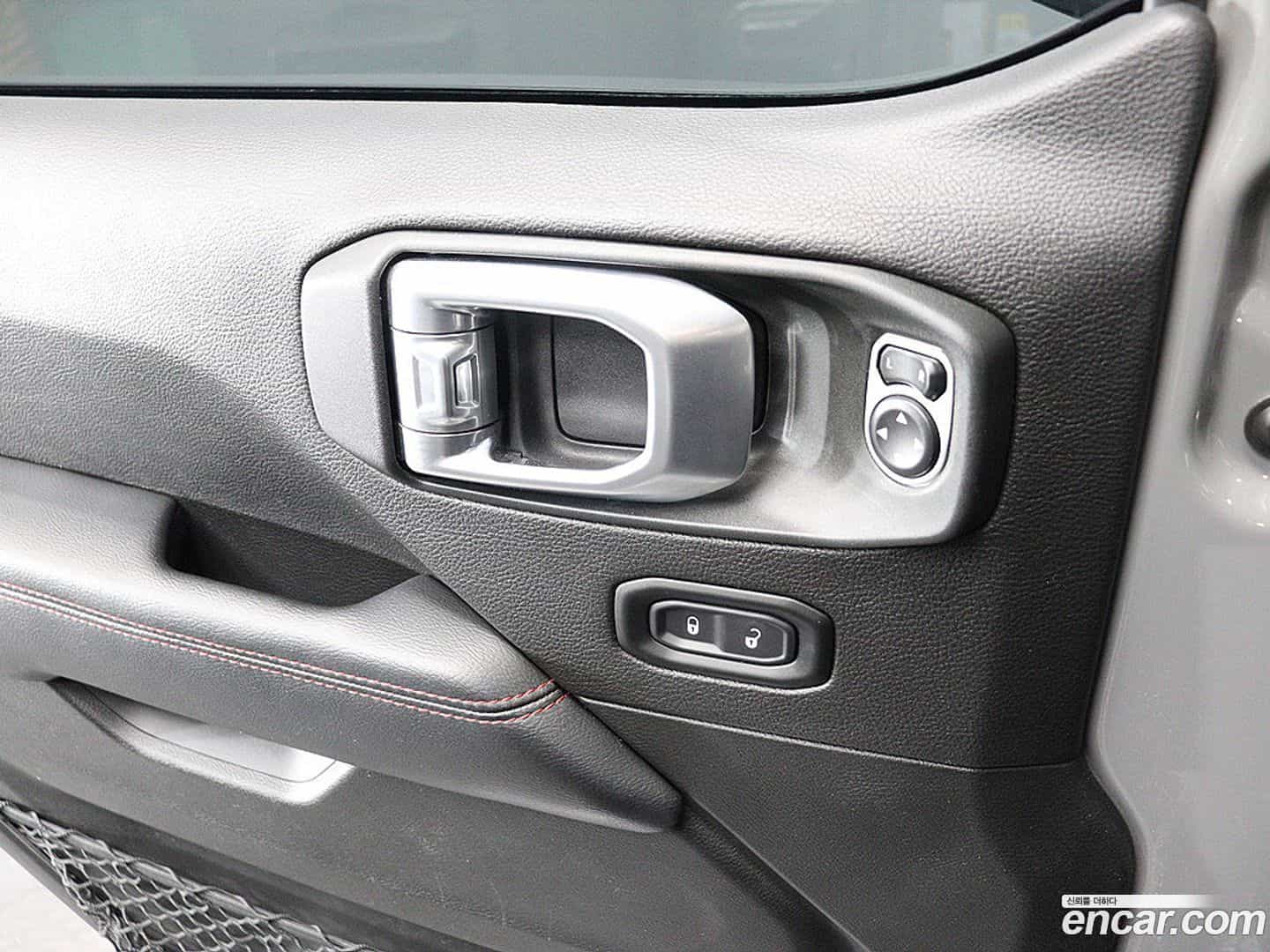 Wrangler Jeep 2019.5-OPTION-018