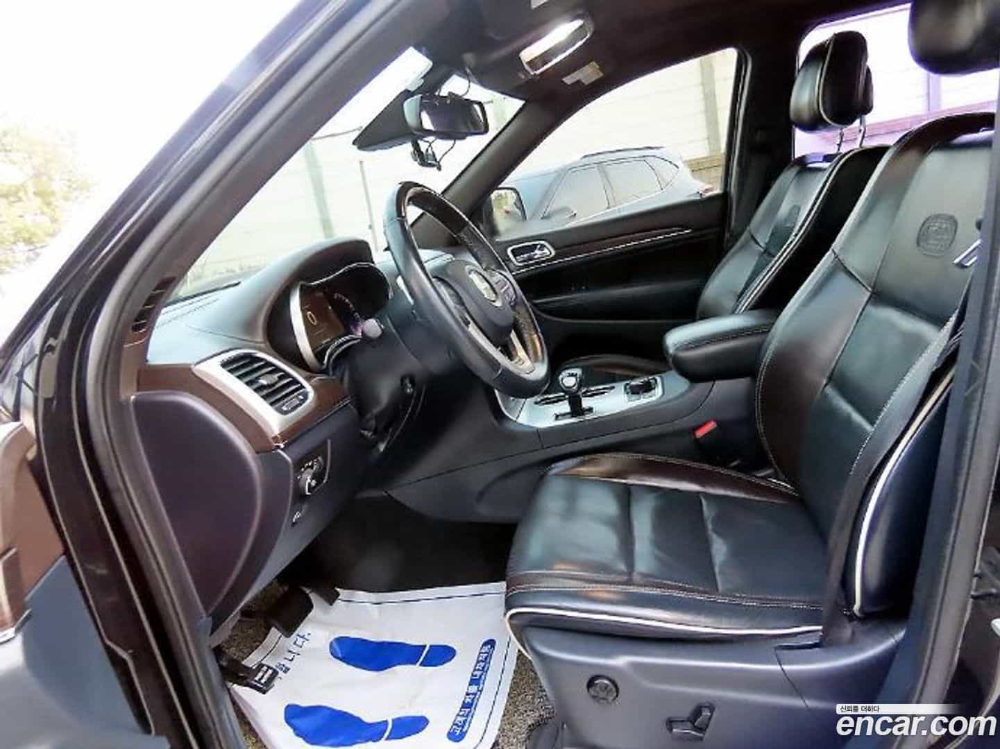 Cherokee Jeep 2015.11-OUTER-005