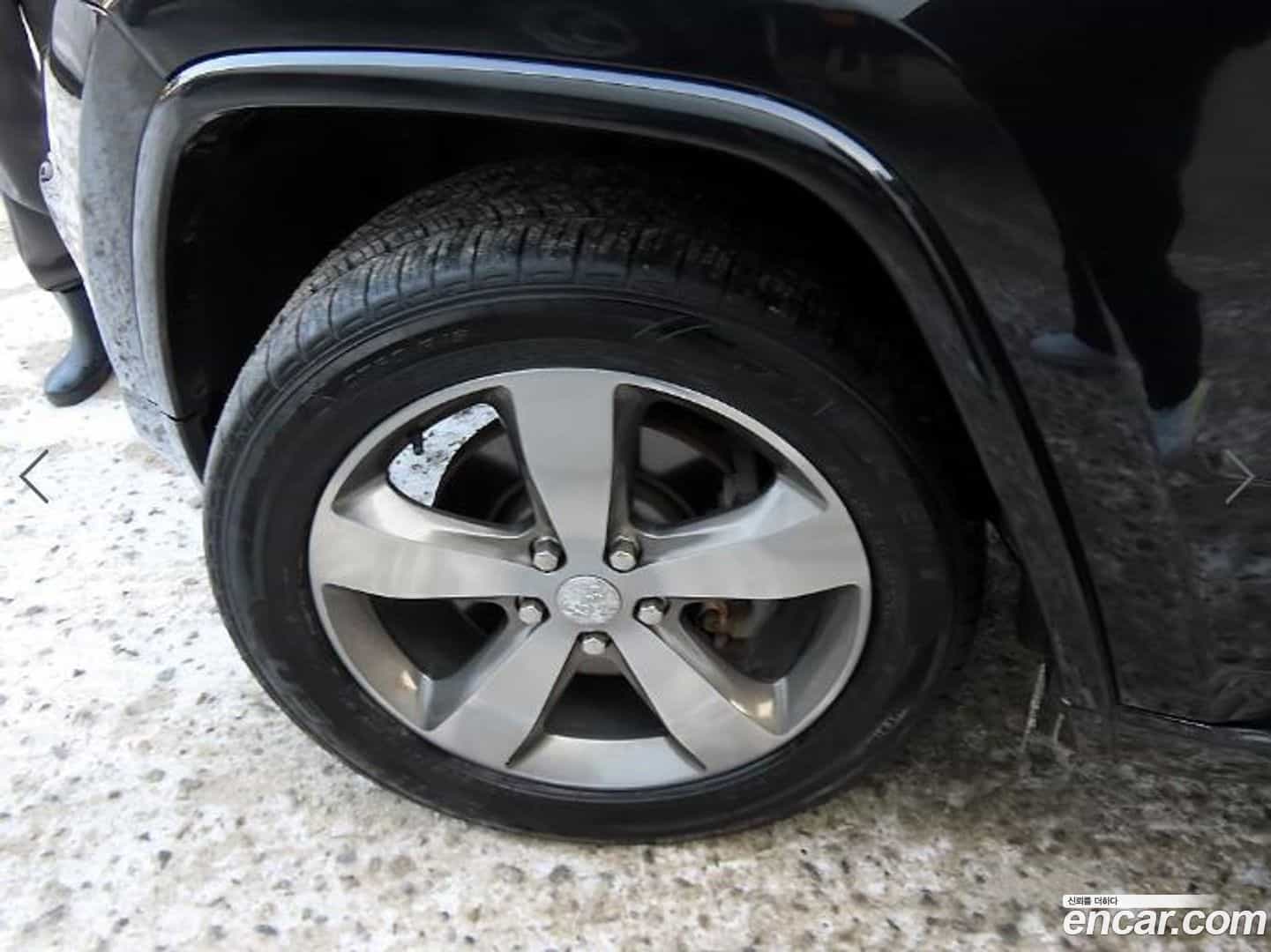Cherokee Jeep 2015.11-OPTION-024