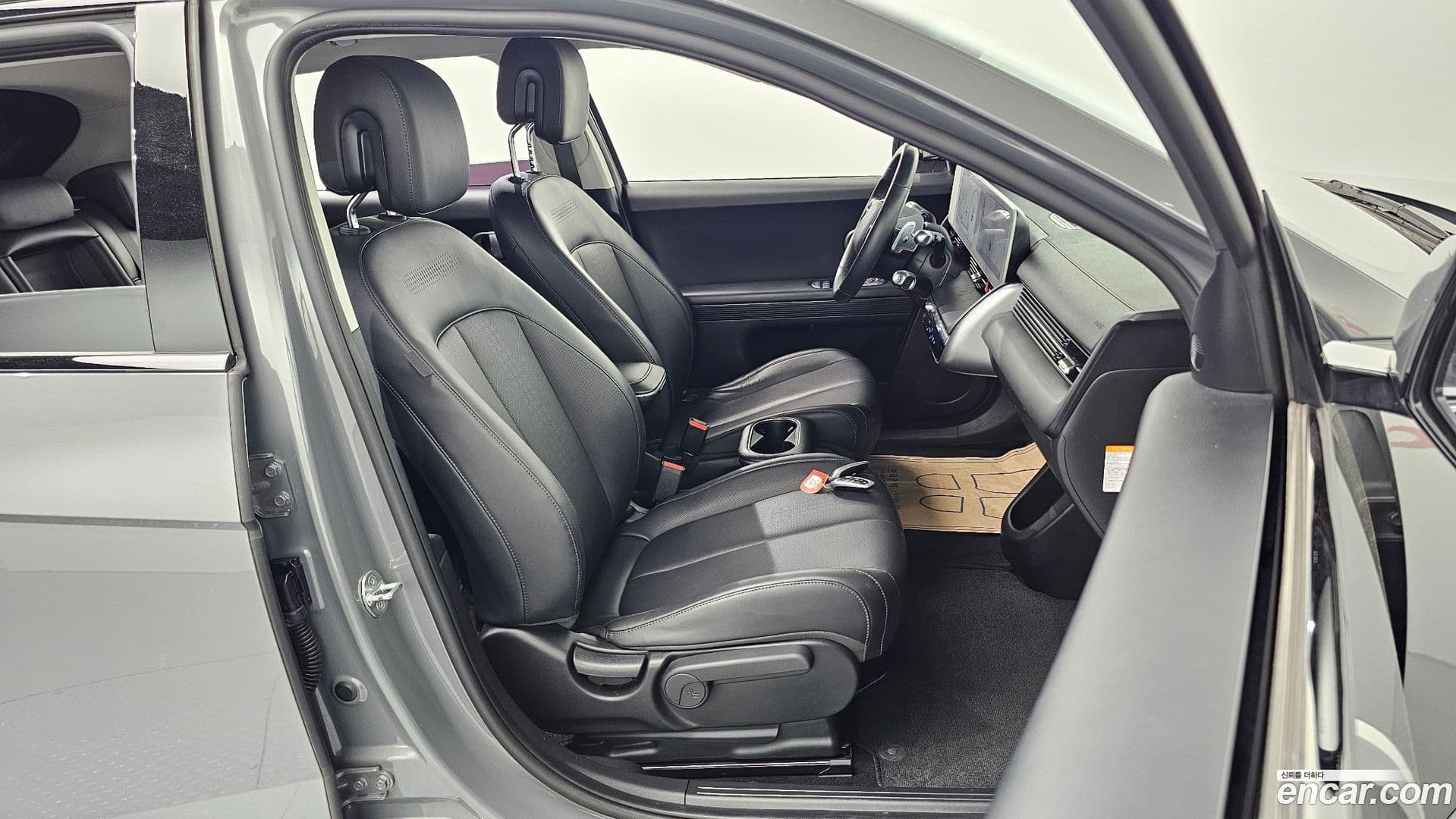 Main__Slider__Photo:Ioniq5 Hyundai 2022.2-25