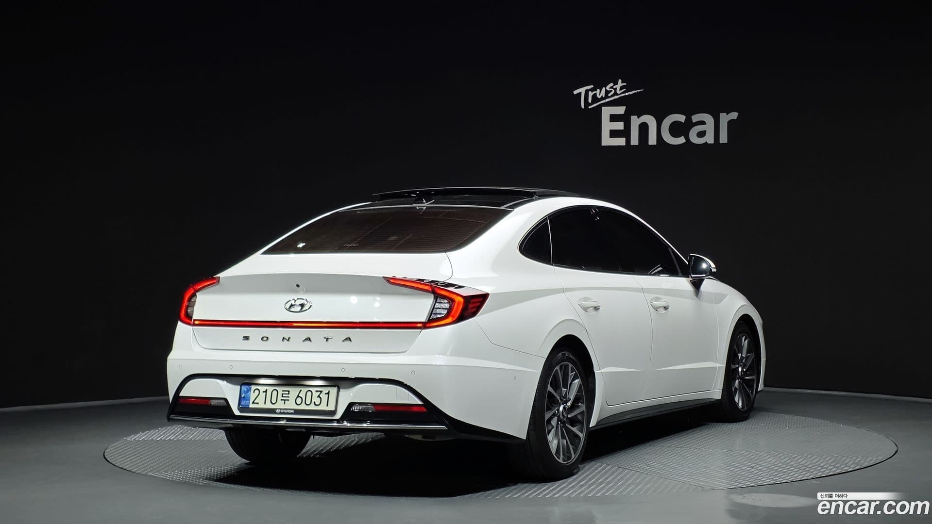 Main__Slider__Photo:Sonata Hyundai 2019.5-1