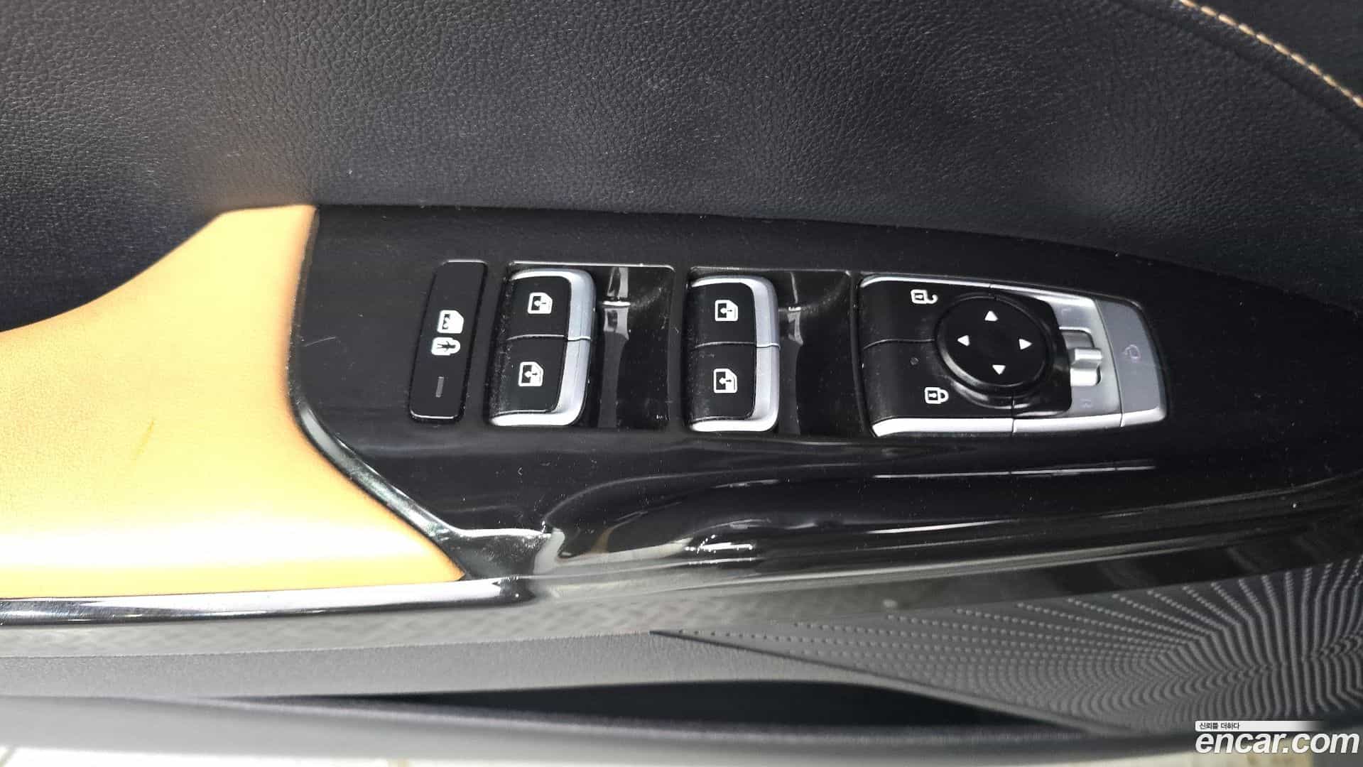 K5 Kia 2020.0-OPTION-043