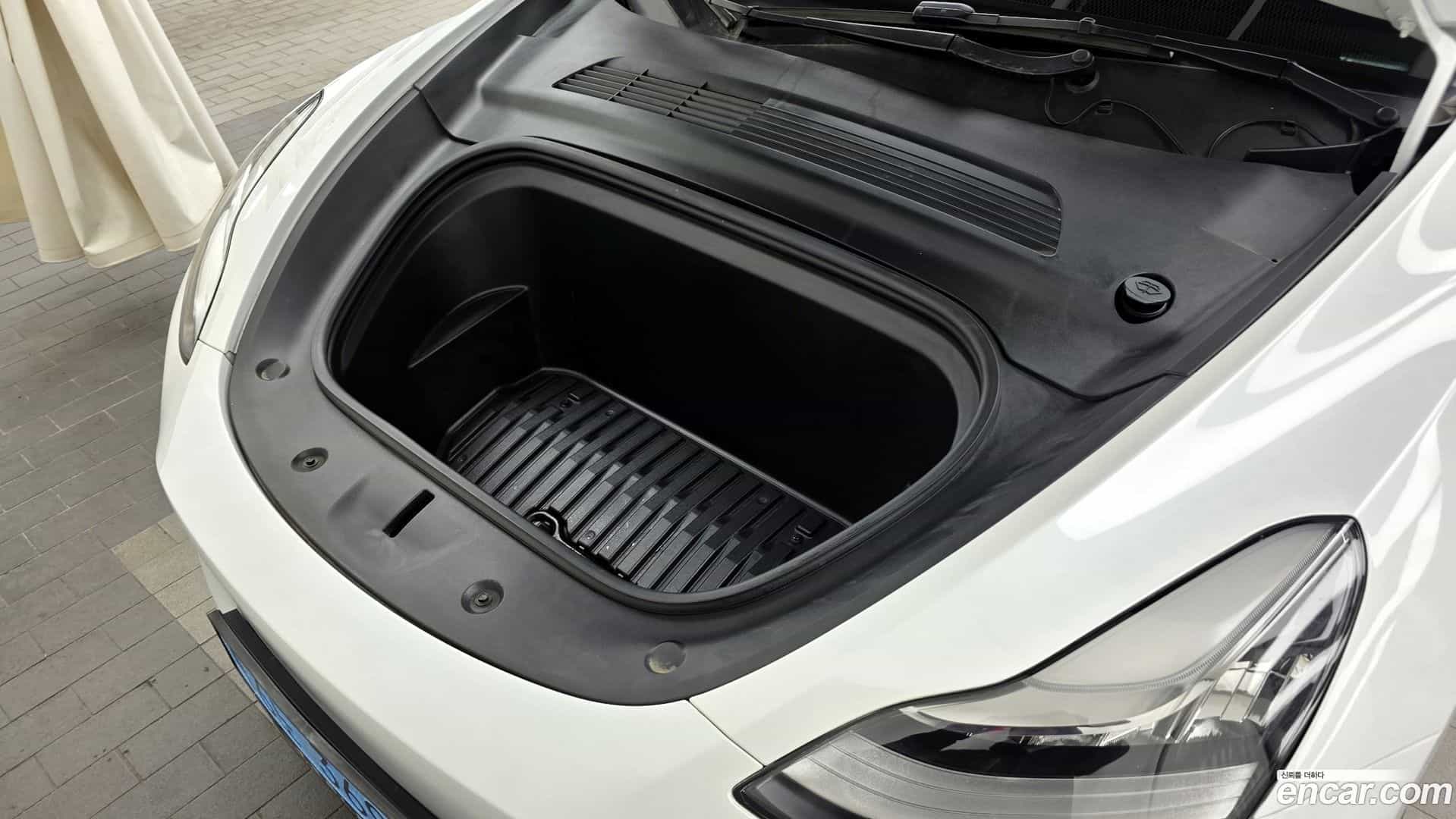Model Y Tesla 2021.7-OUTER-006