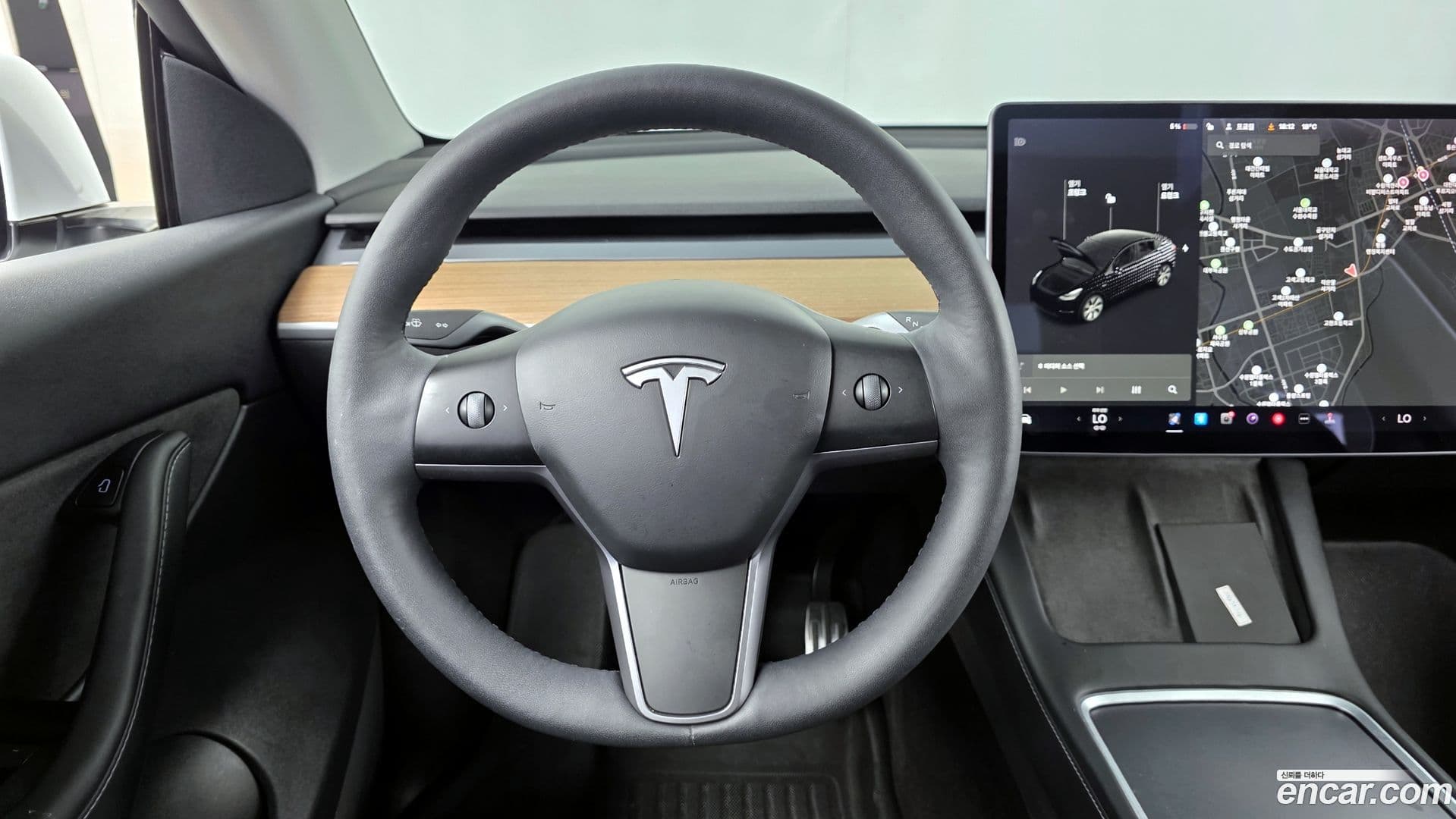 Main__Slider__Photo:Model Y Tesla 2021.7-12