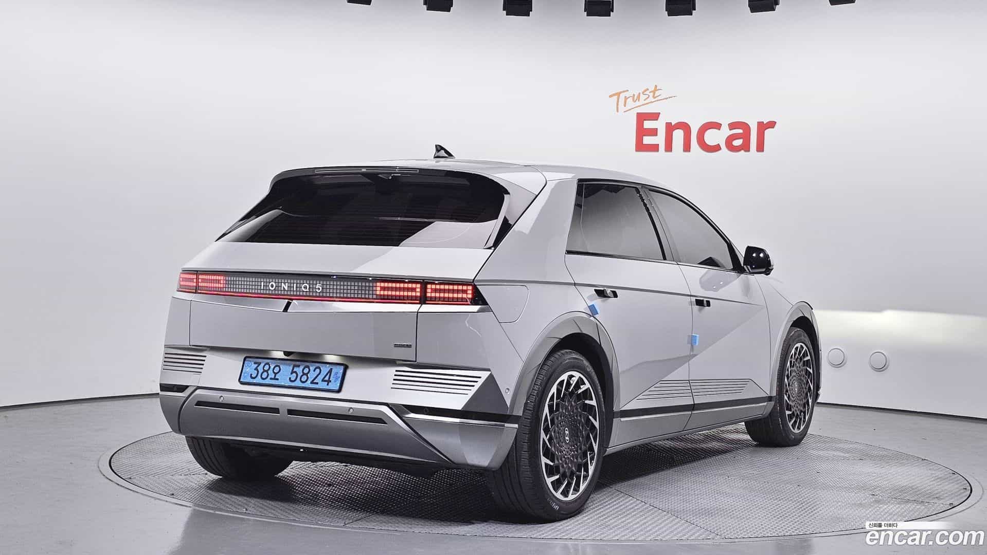 Ioniq5 Hyundai 2022.2-OUTER-002