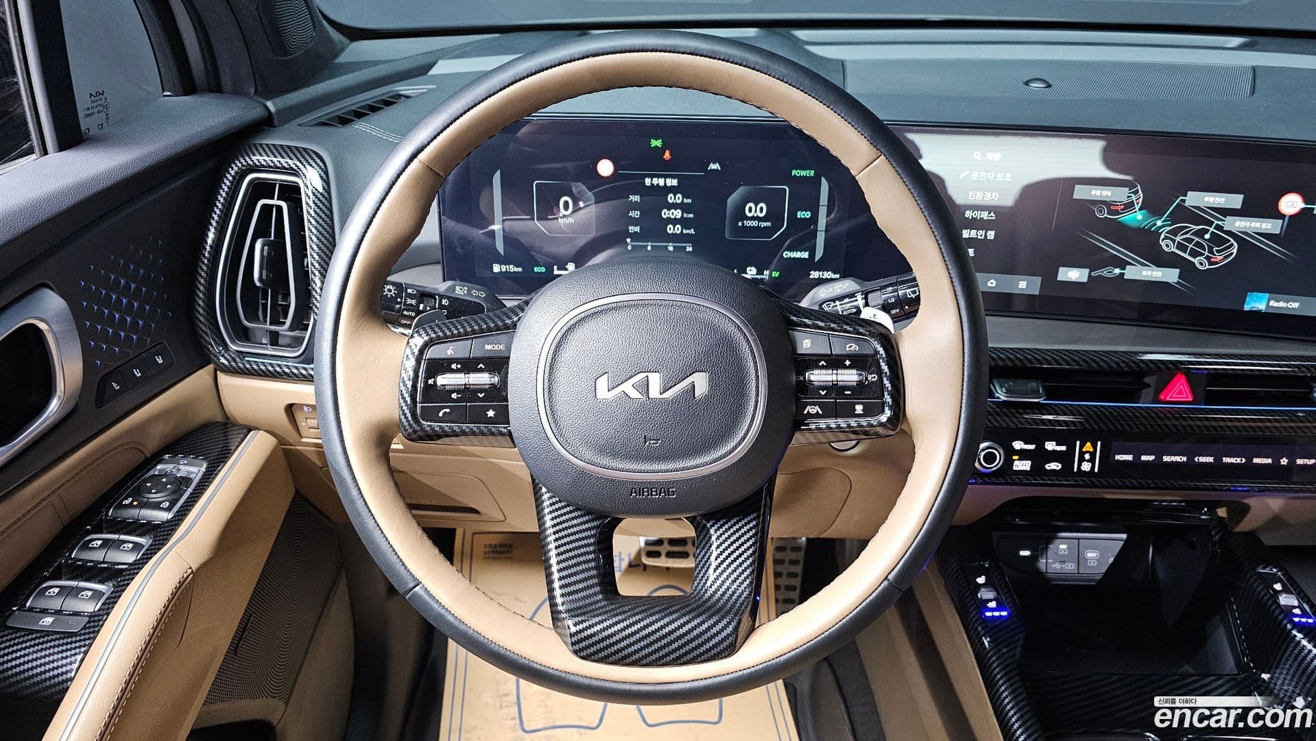 Main__Slider__Photo:Sorento Kia 2024.6-13