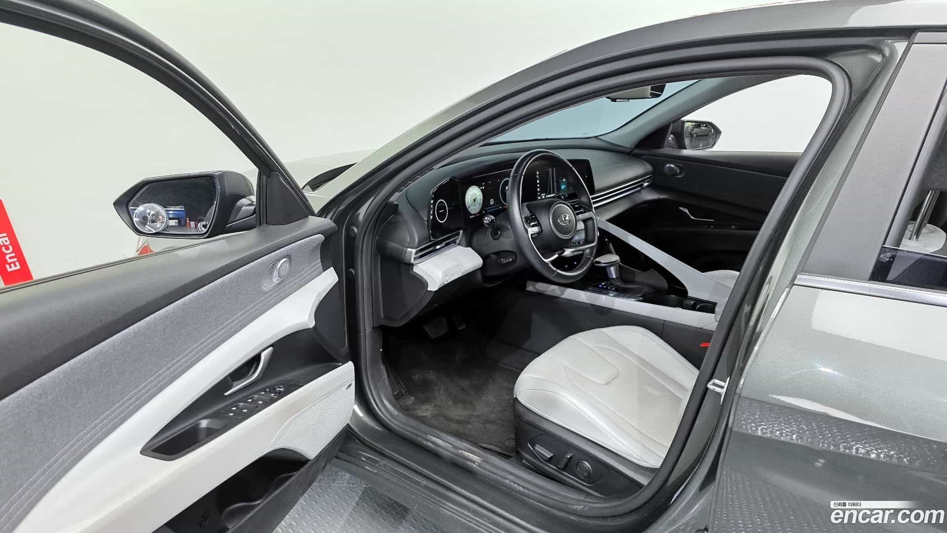 AVANTE Hyundai 2020.11-INNER-010