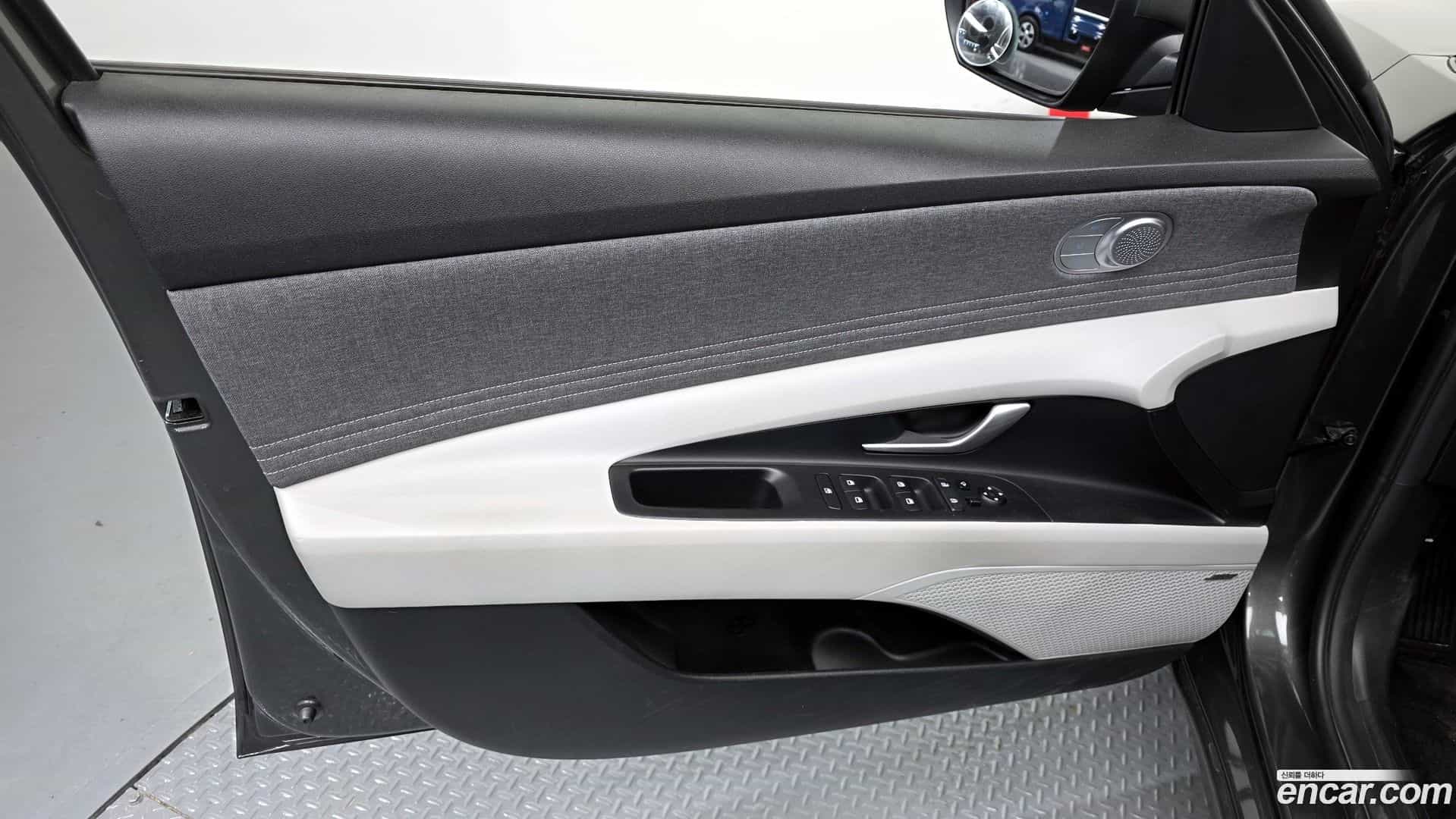 AVANTE Hyundai 2020.11-INNER-034