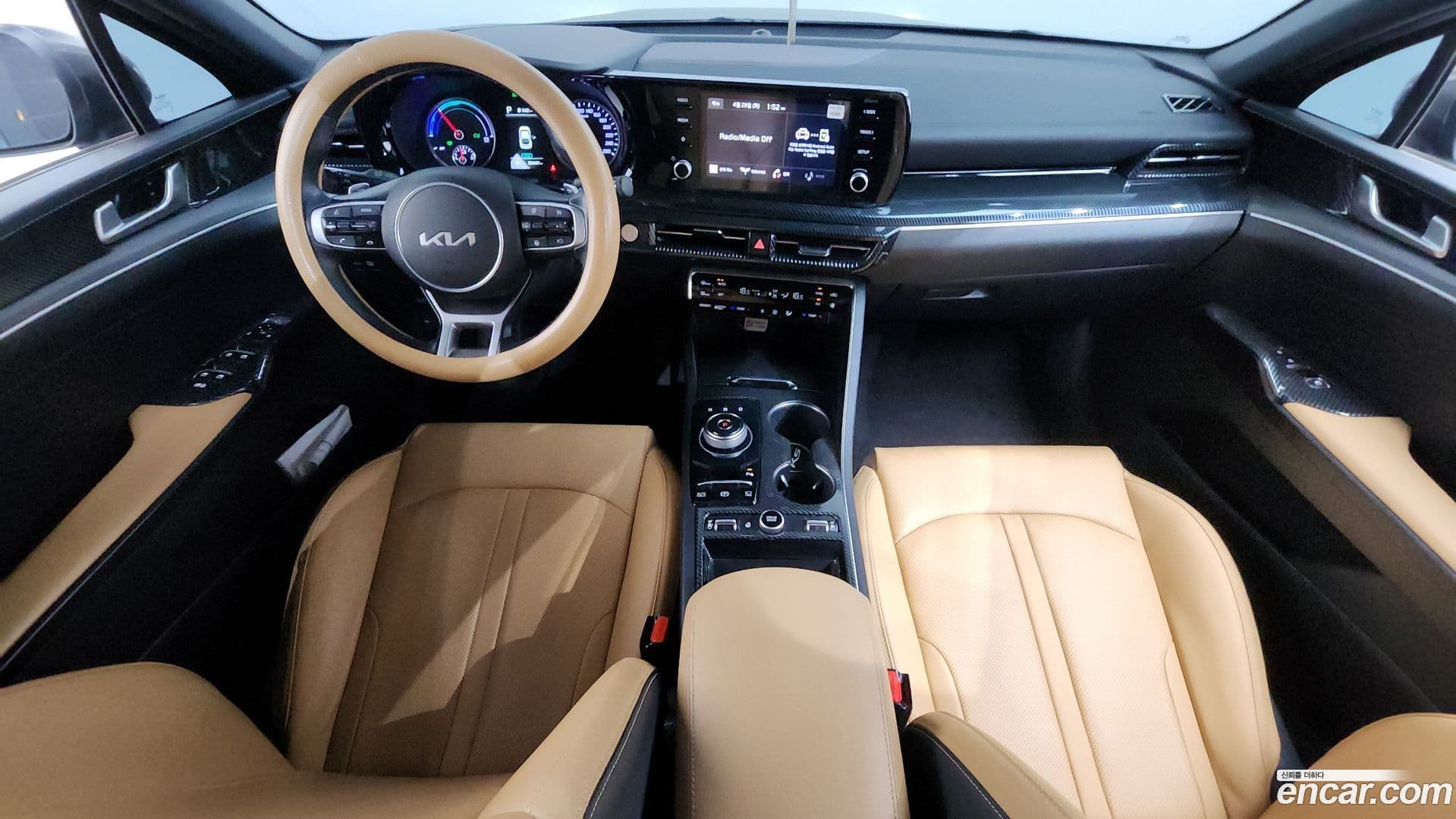Main__Slider__Photo:K5 Kia 2022.3-6