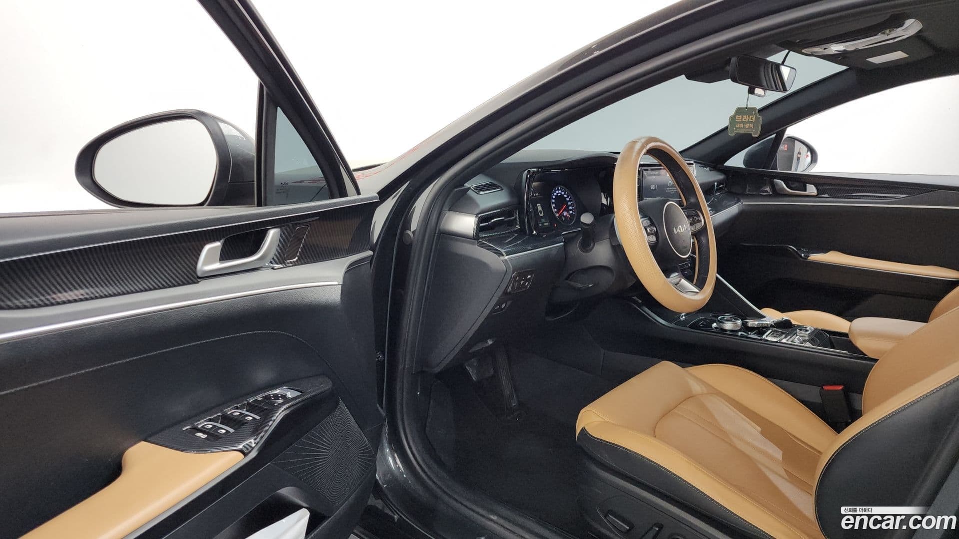 Main__Slider__Photo:K5 Kia 2022.3-11
