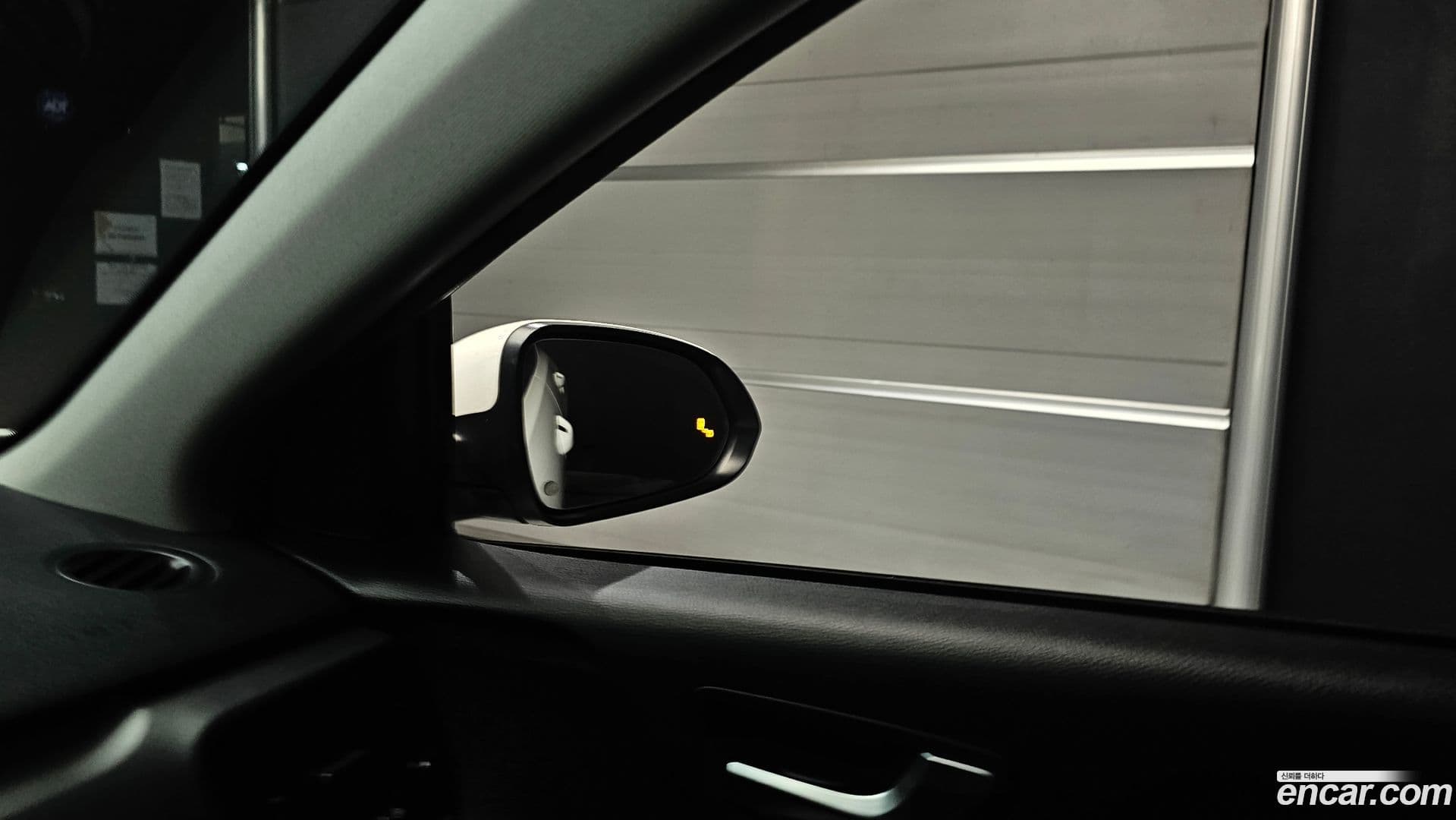 Main__Slider__Photo:Stonic Kia 2019.9-18