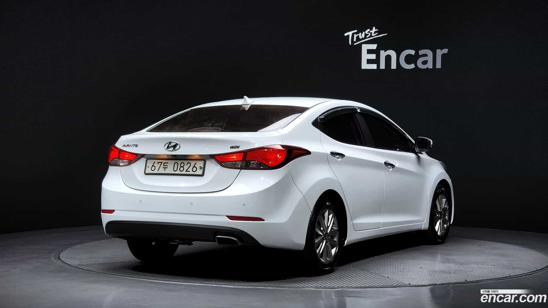 AVANTE Hyundai 2015.8-OUTER-002
