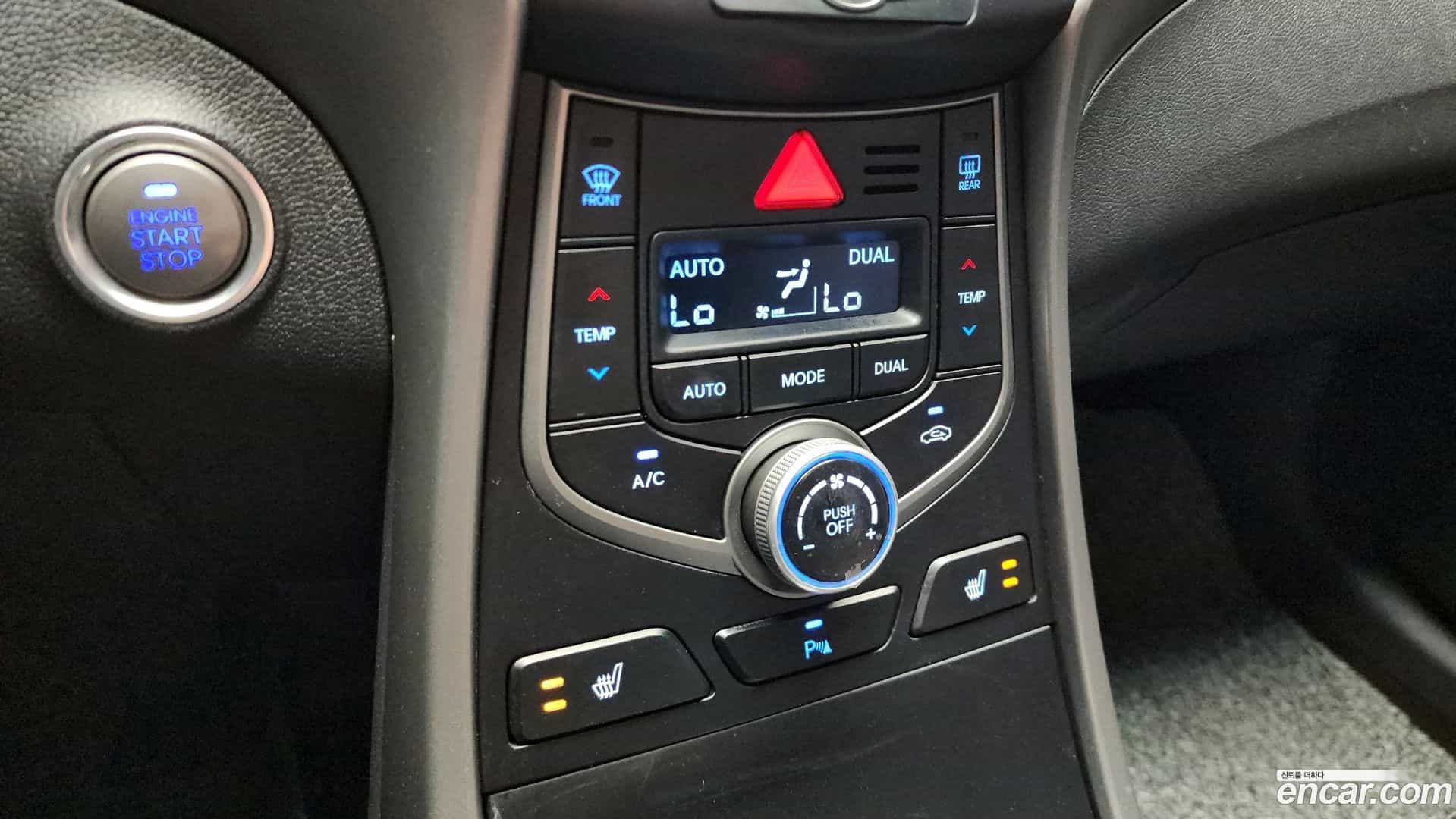 AVANTE Hyundai 2015.8-OPTION-020