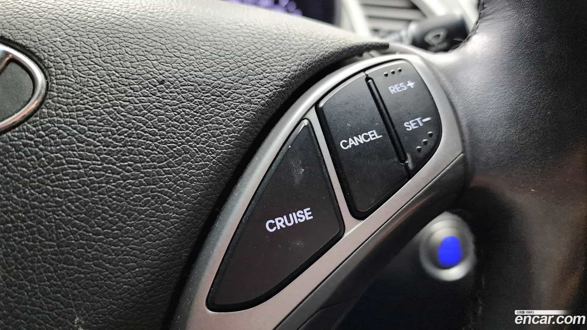 AVANTE Hyundai 2015.8-OPTION-043