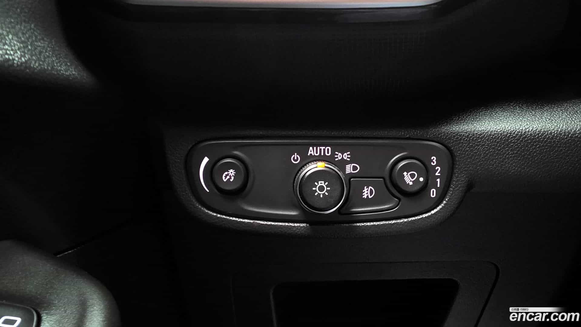 Trailblazer Chevrolet 2021.9-OPTION-022
