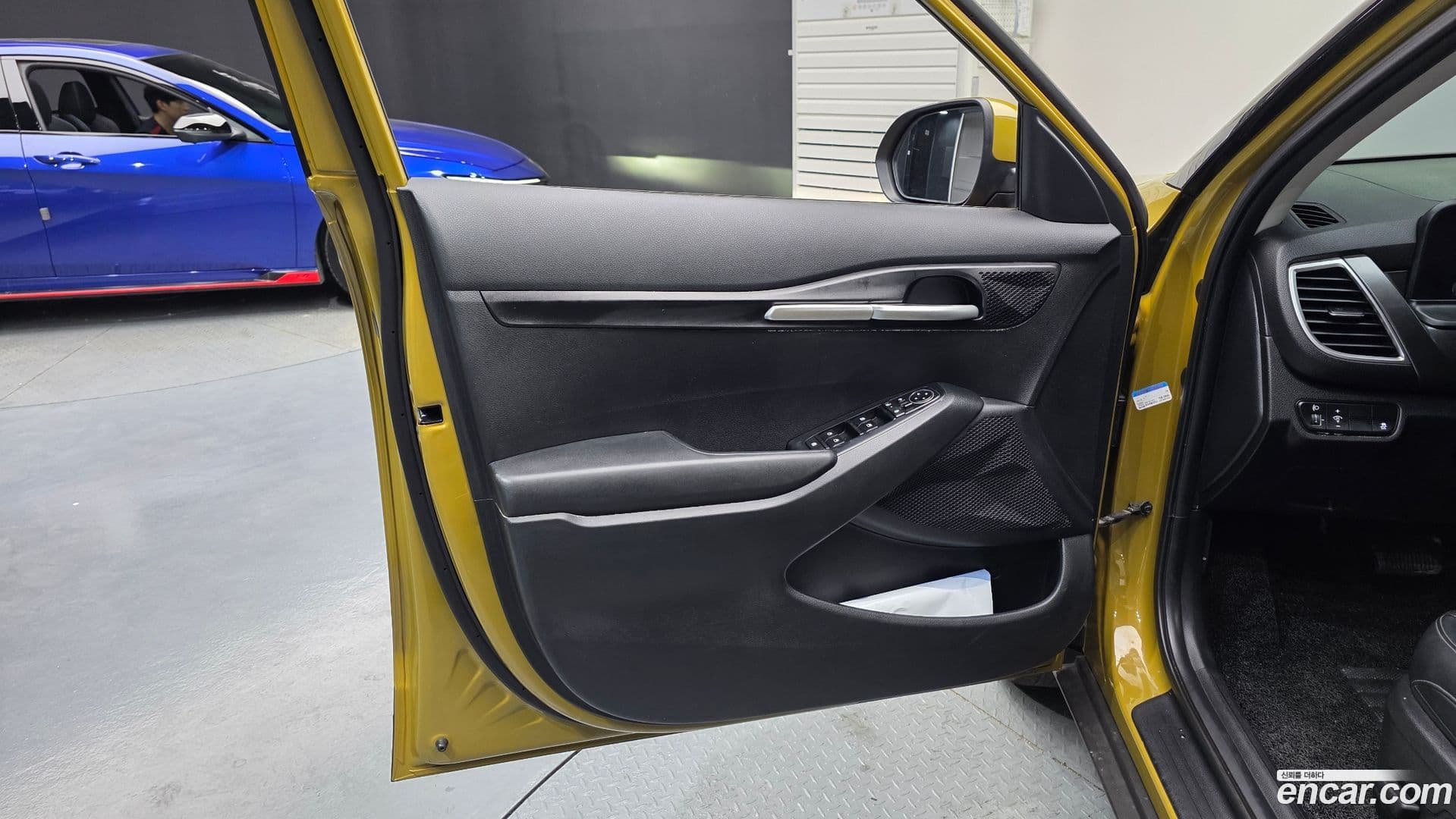 Main__Slider__Photo:Seltos Kia 2023.0-23