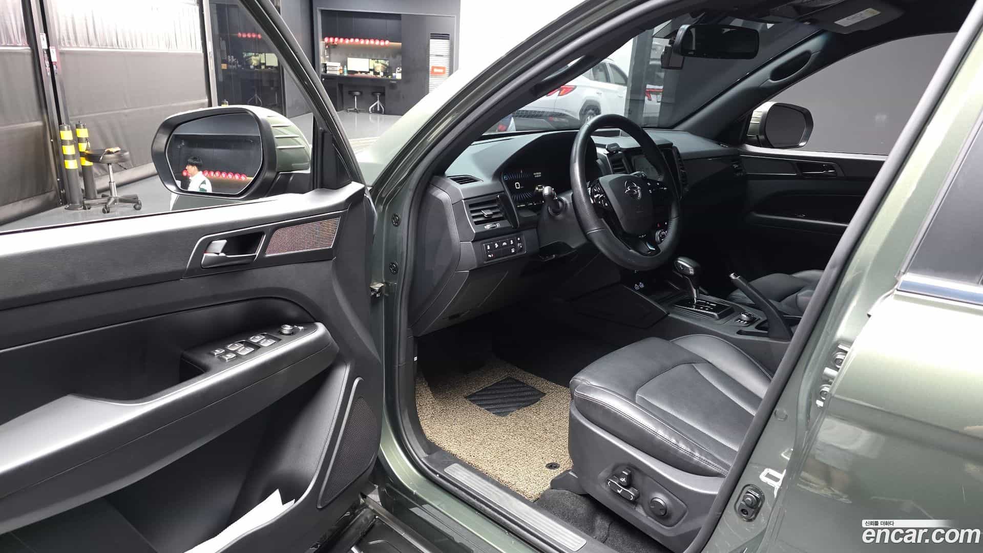 Rexton KG Mobility 2022.1-INNER-010