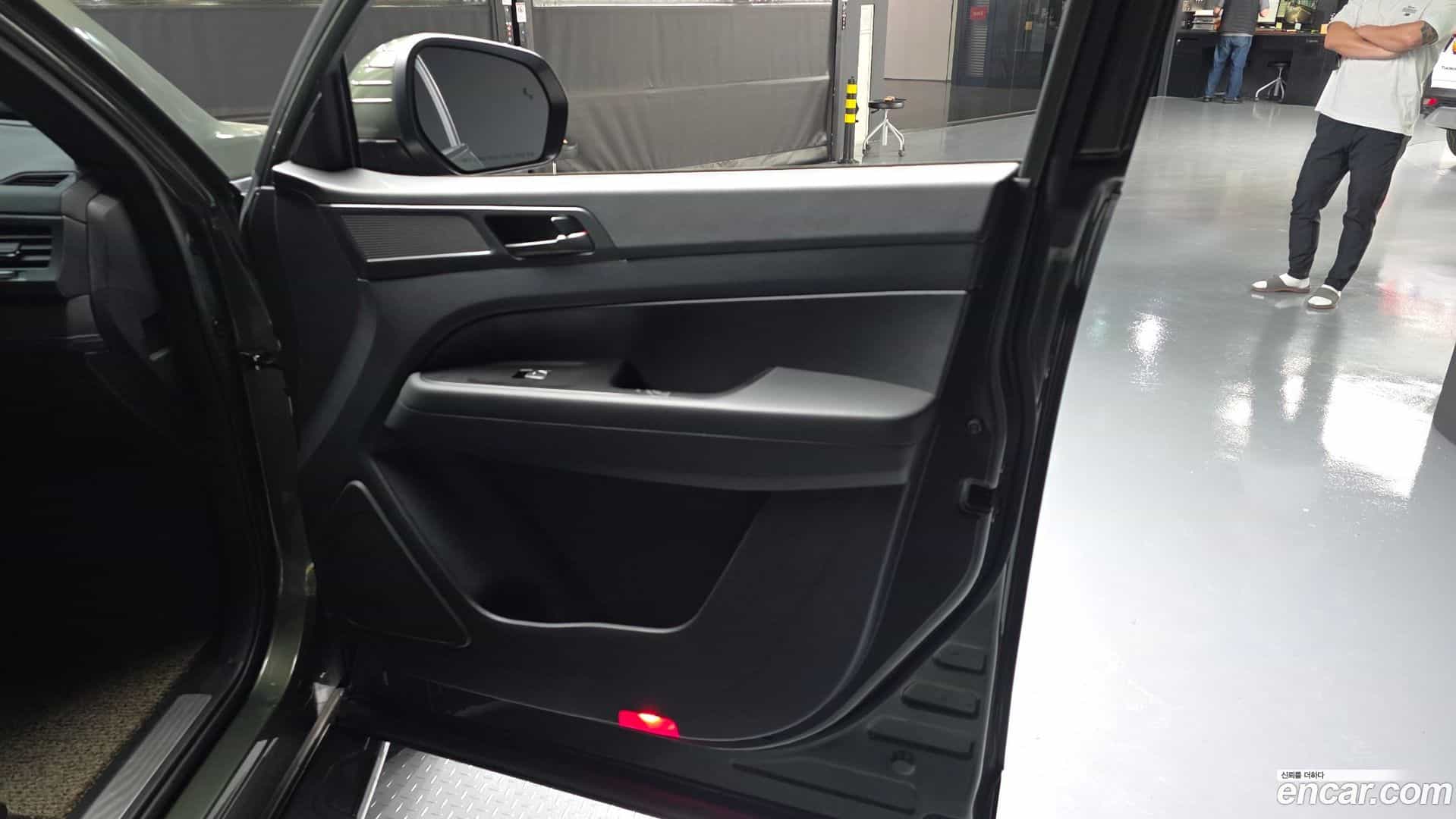 Rexton KG Mobility 2022.1-INNER-034