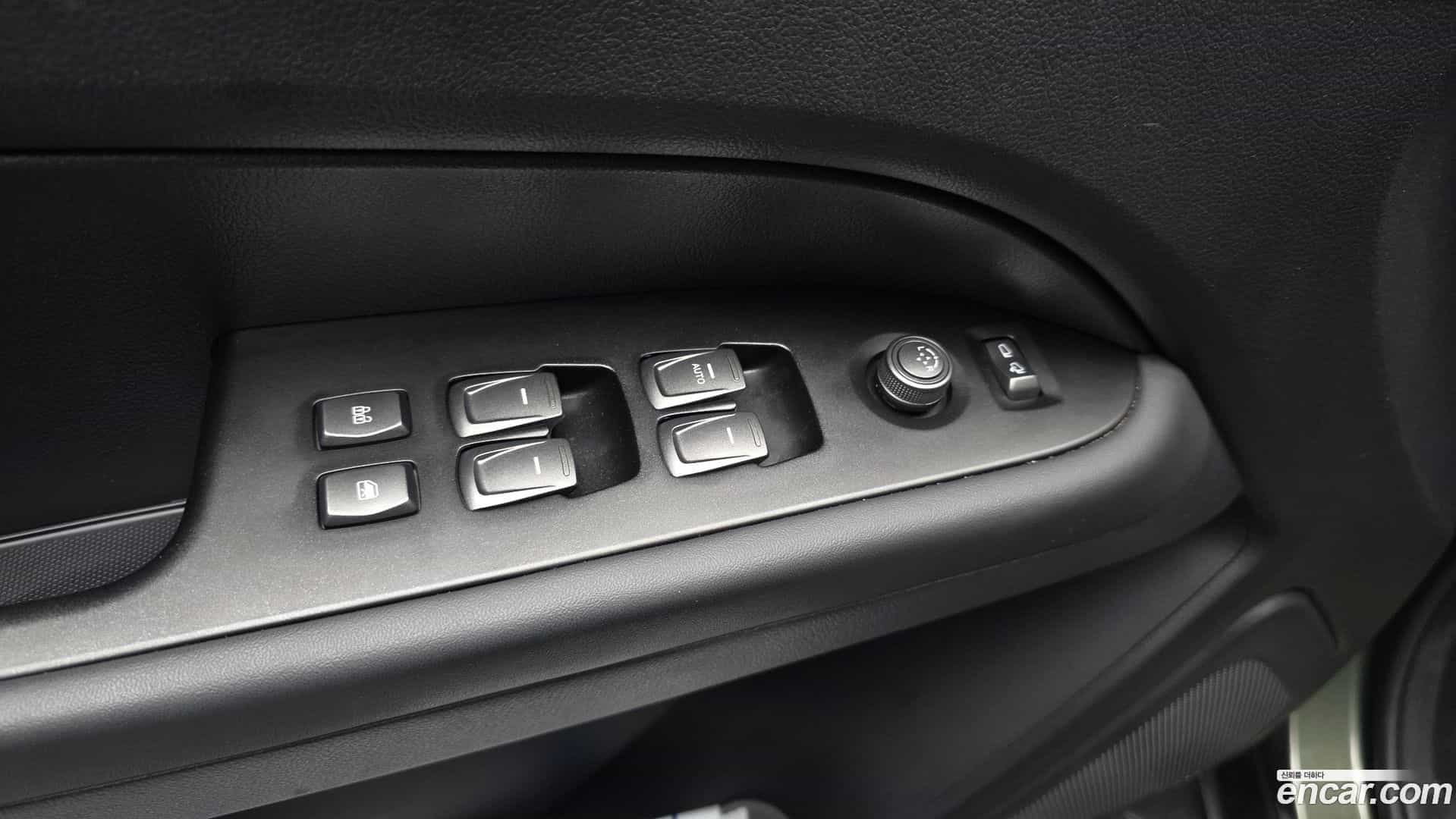 Rexton KG Mobility 2022.1-OPTION-041