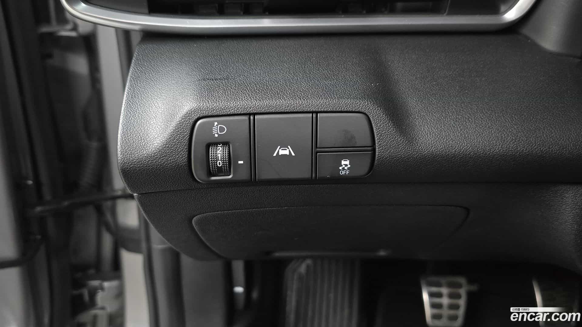 AVANTE Hyundai 2020.4-OPTION-021