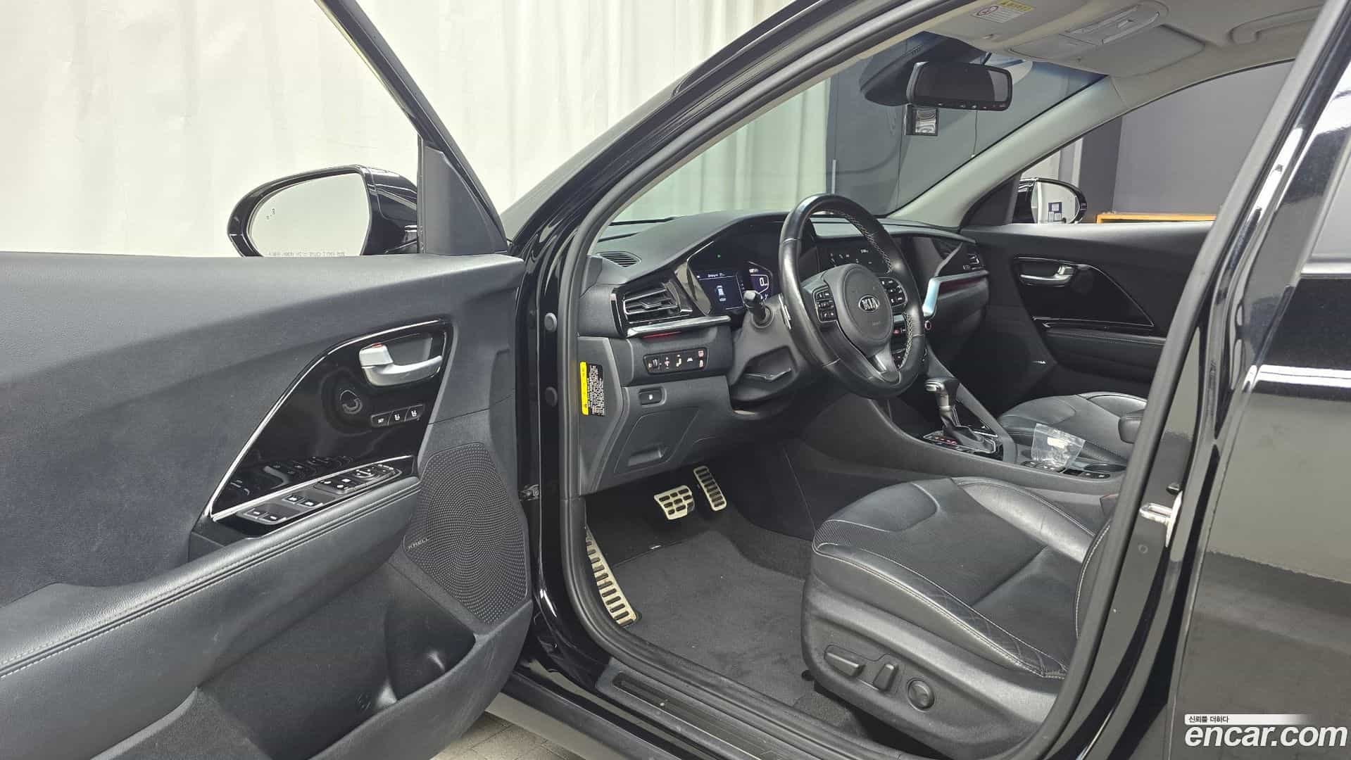 Niro Kia 2019.2-INNER-010