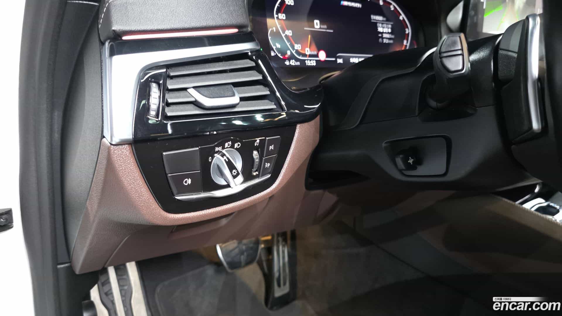 5-Series BMW 2022.4-OPTION-040