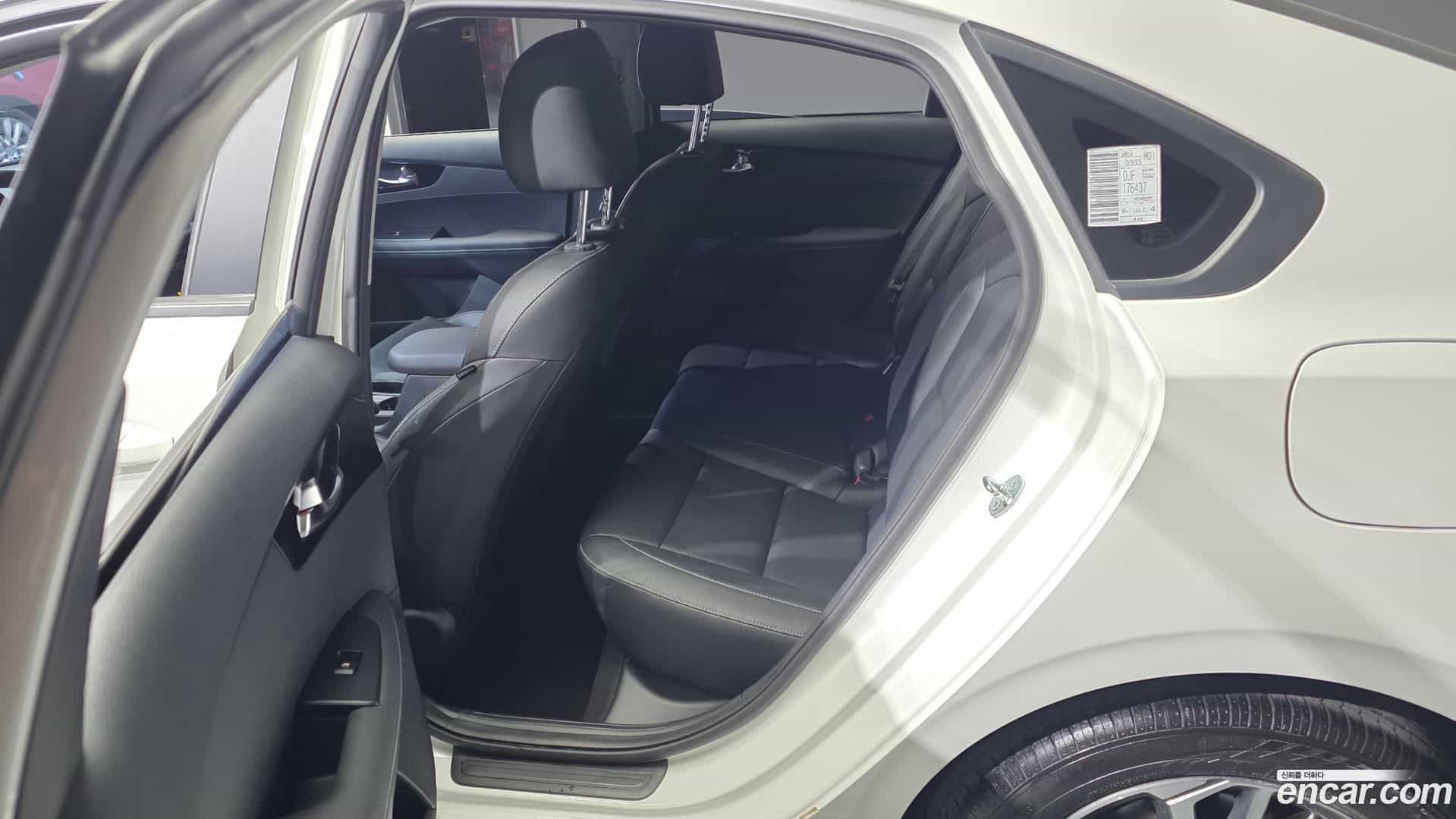K3 Kia 2023.10-OPTION-015