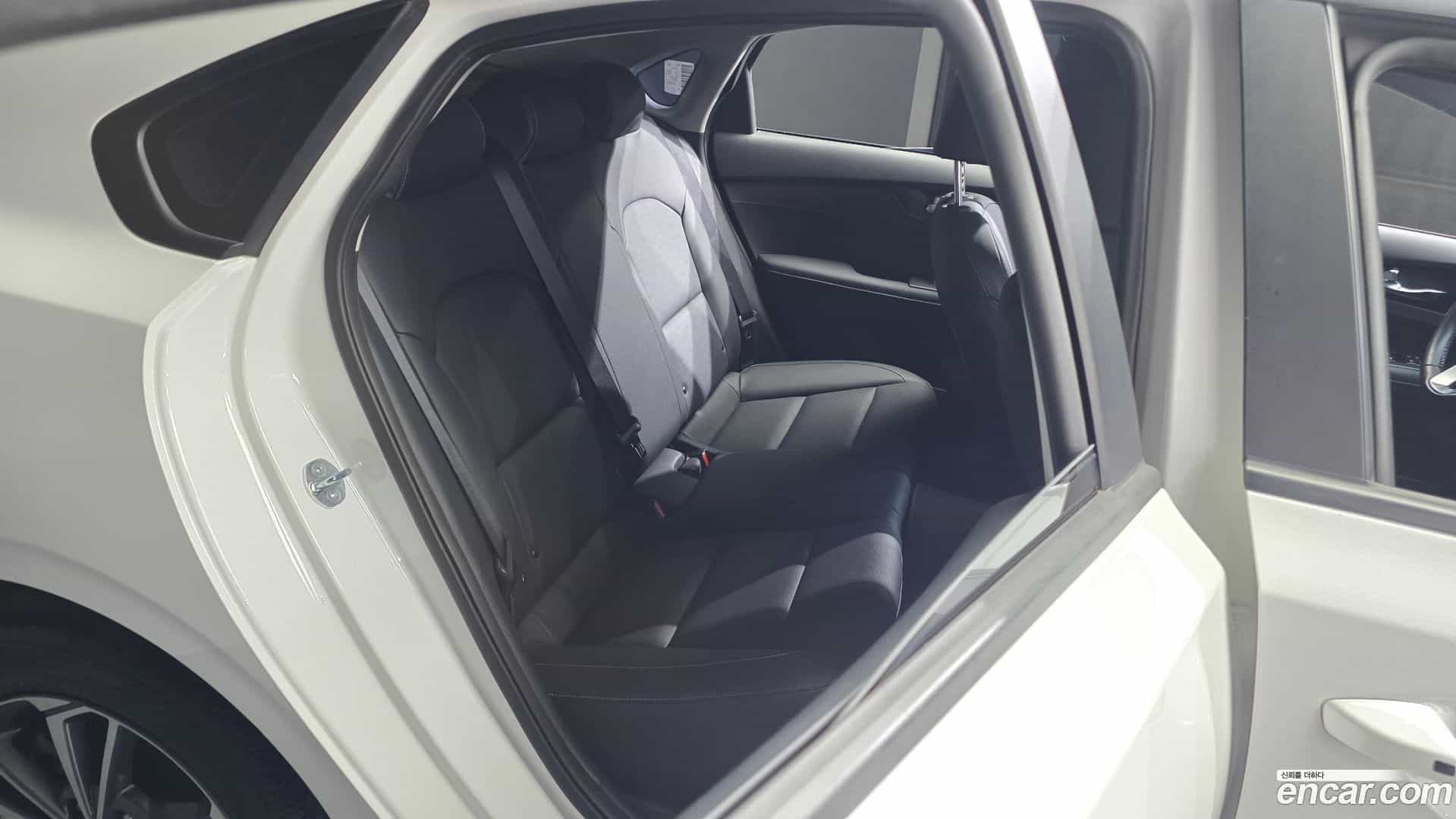 K3 Kia 2023.10-INNER-036