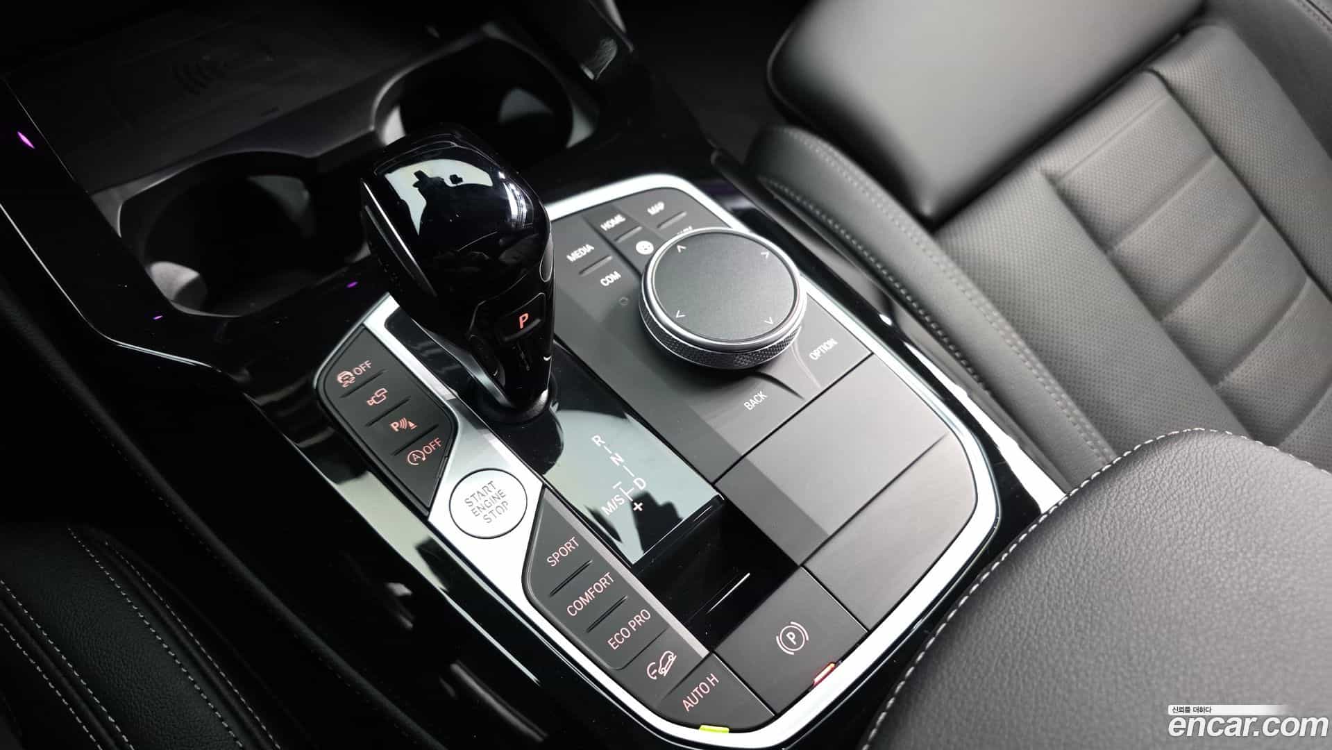 X4 BMW 2025.10-INNER-009