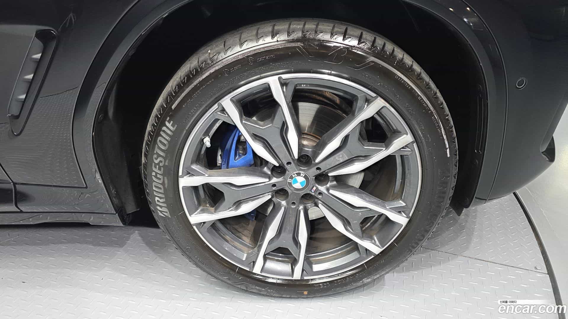 X4 BMW 2025.10-OUTER-031