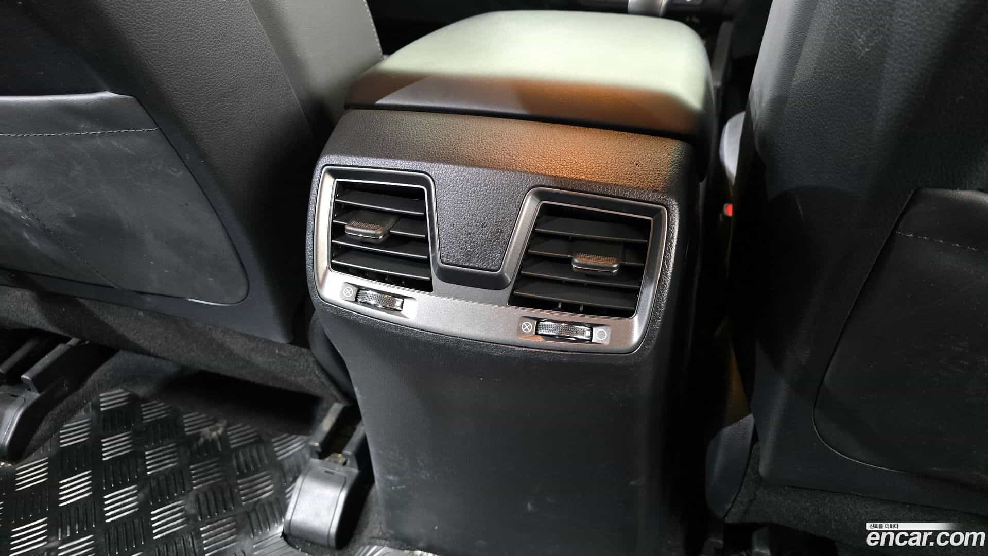 Rexton KG Mobility 2020.5-OPTION-042