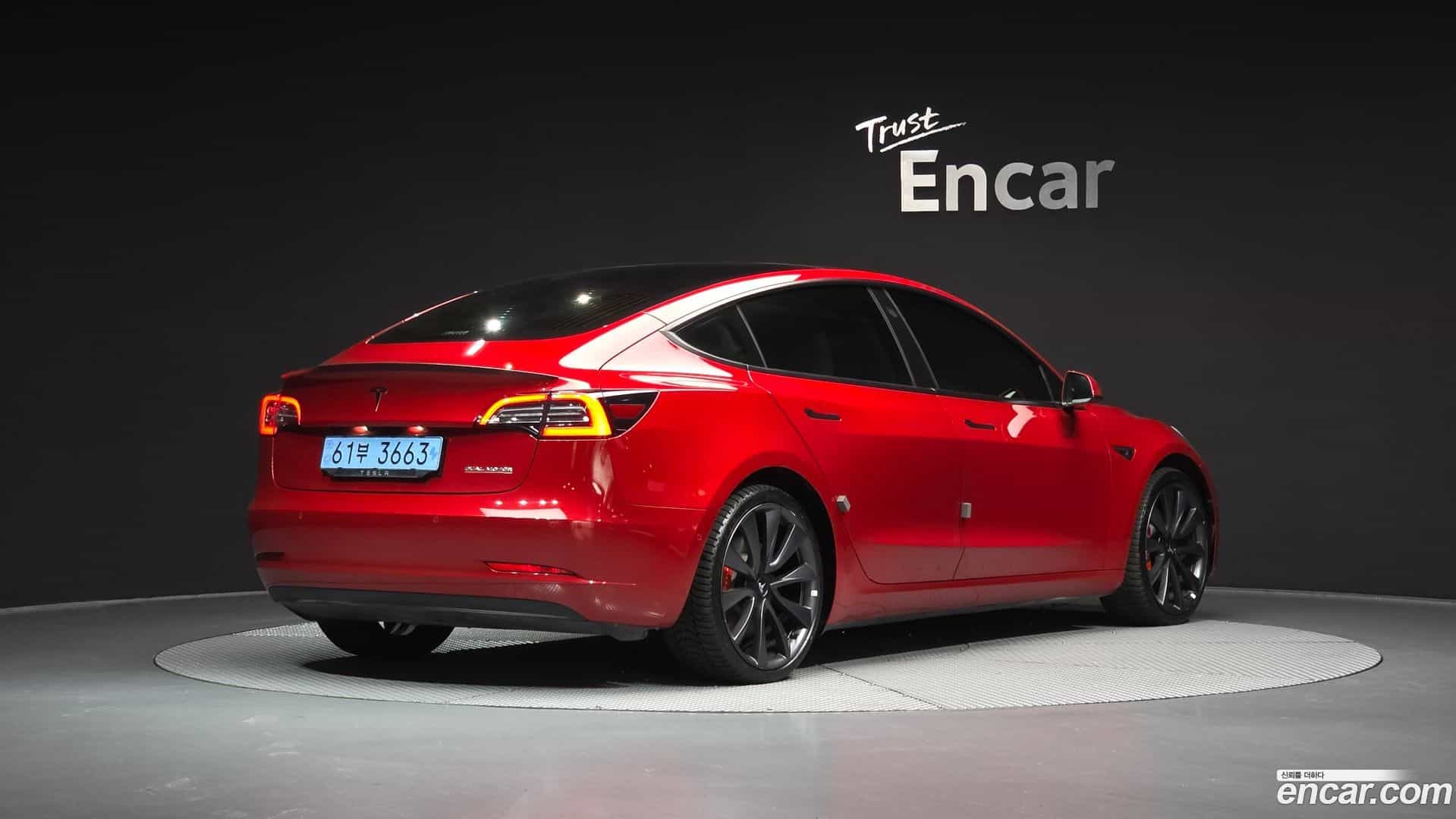 Model 3 Tesla 2020.2-OUTER-002