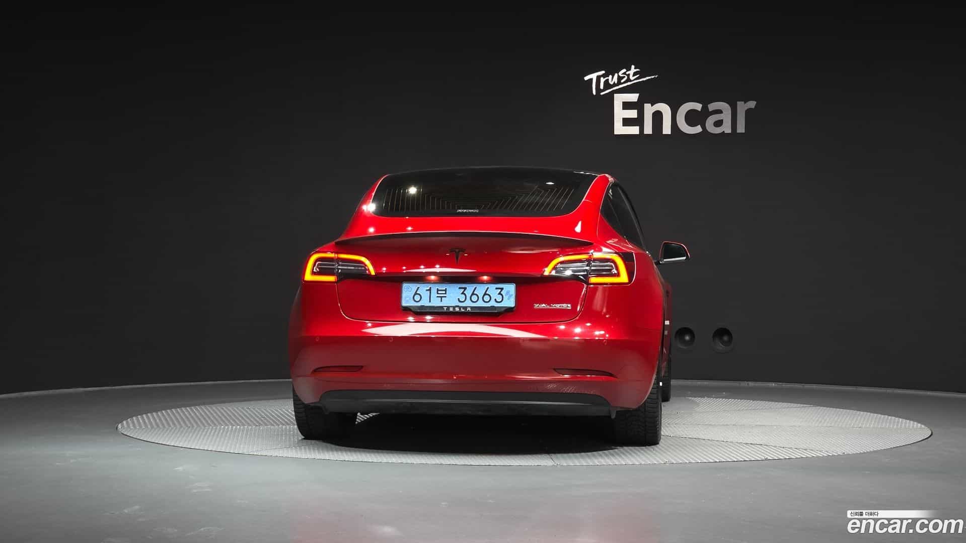 Model 3 Tesla 2020.2-OUTER-004