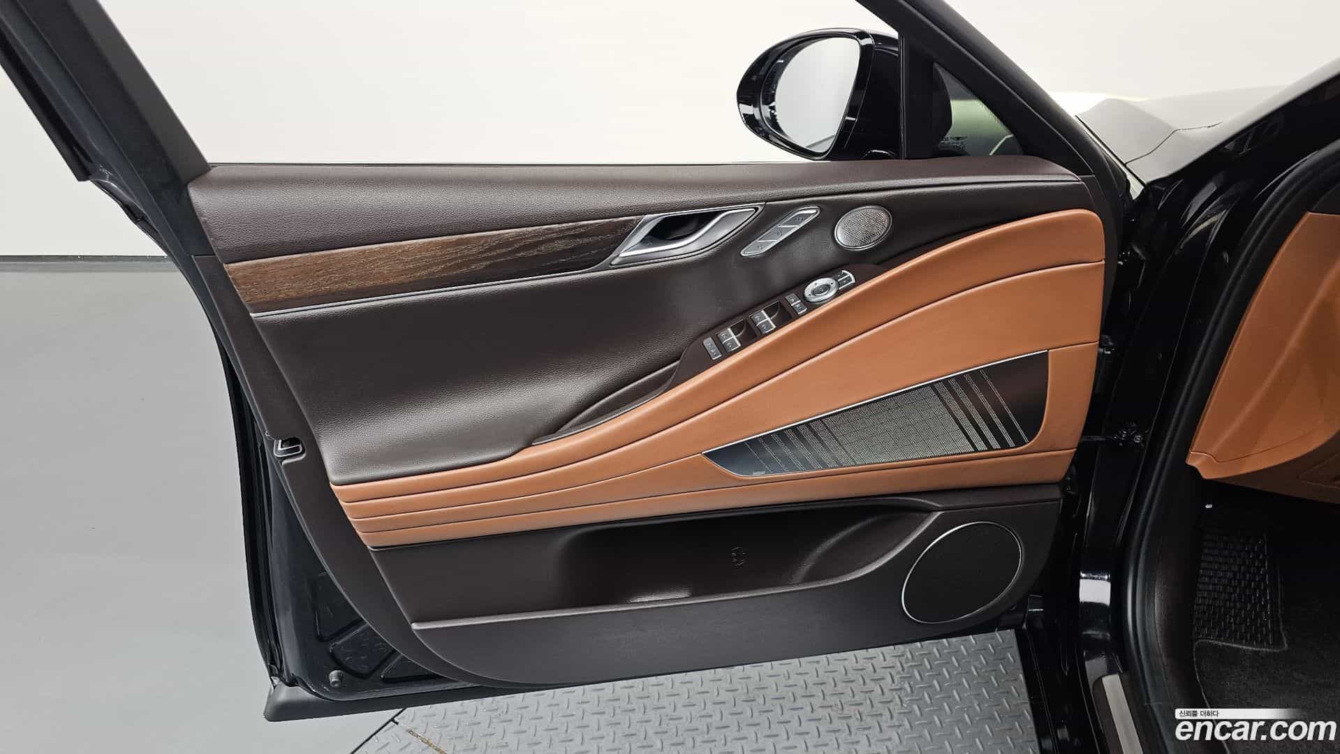 G80 Genesis 2020.6-INNER-034