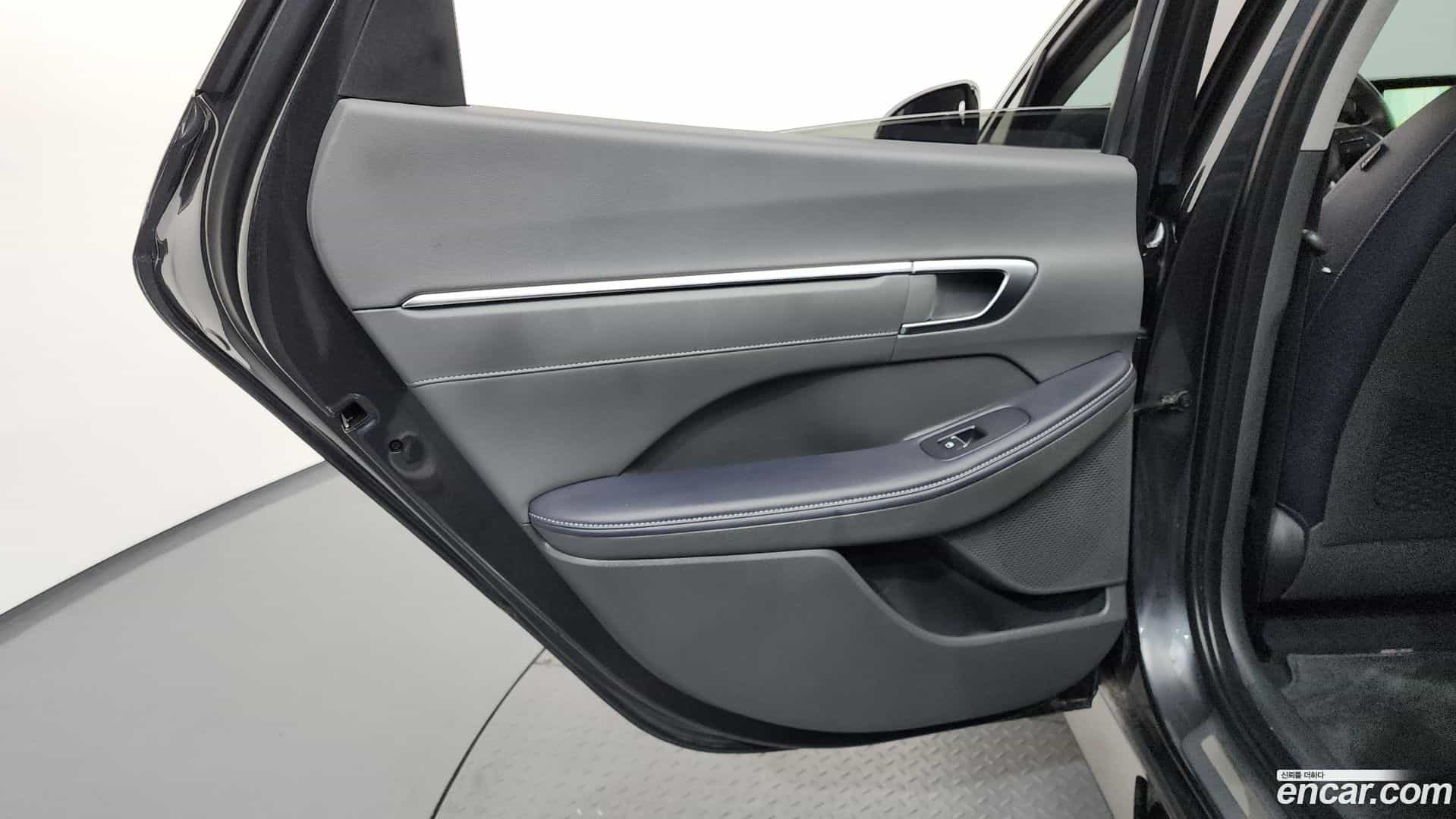 Sonata Hyundai 2022.3-INNER-035